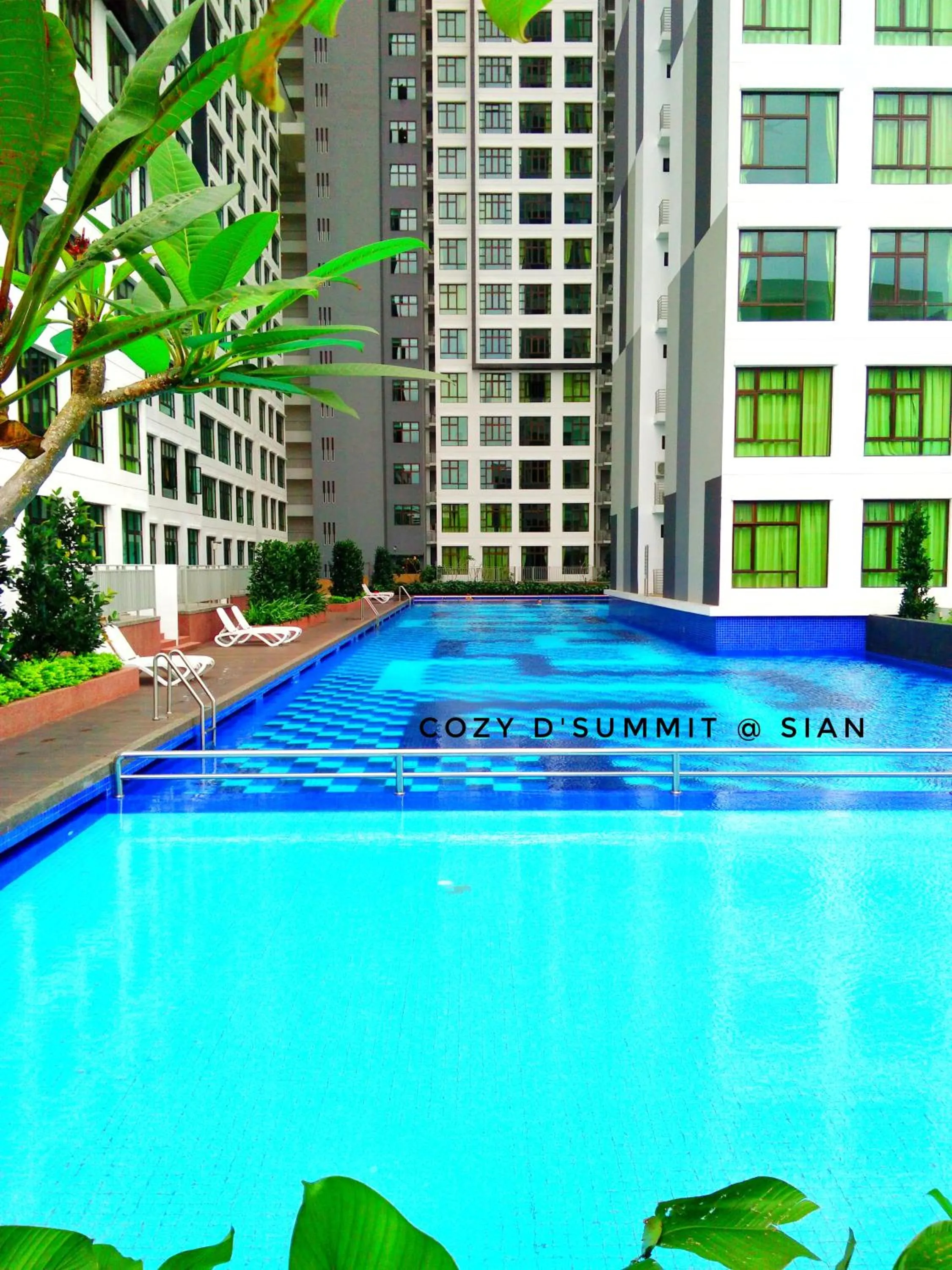 Swimming pool in COZY D'Summit 2 Bedrooms @ 100mbps HIGH SPEED WIFI