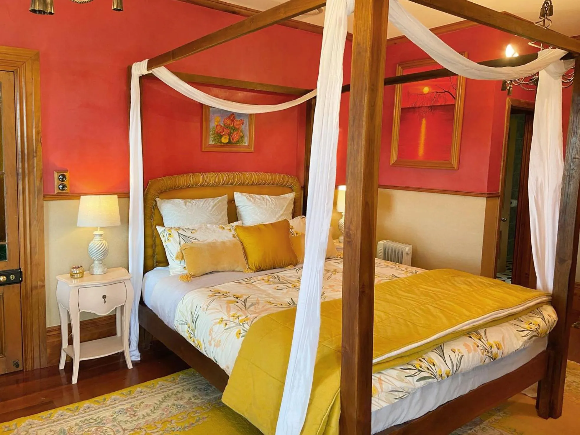 Bed in Tracy's Boutique B&B Farmstay