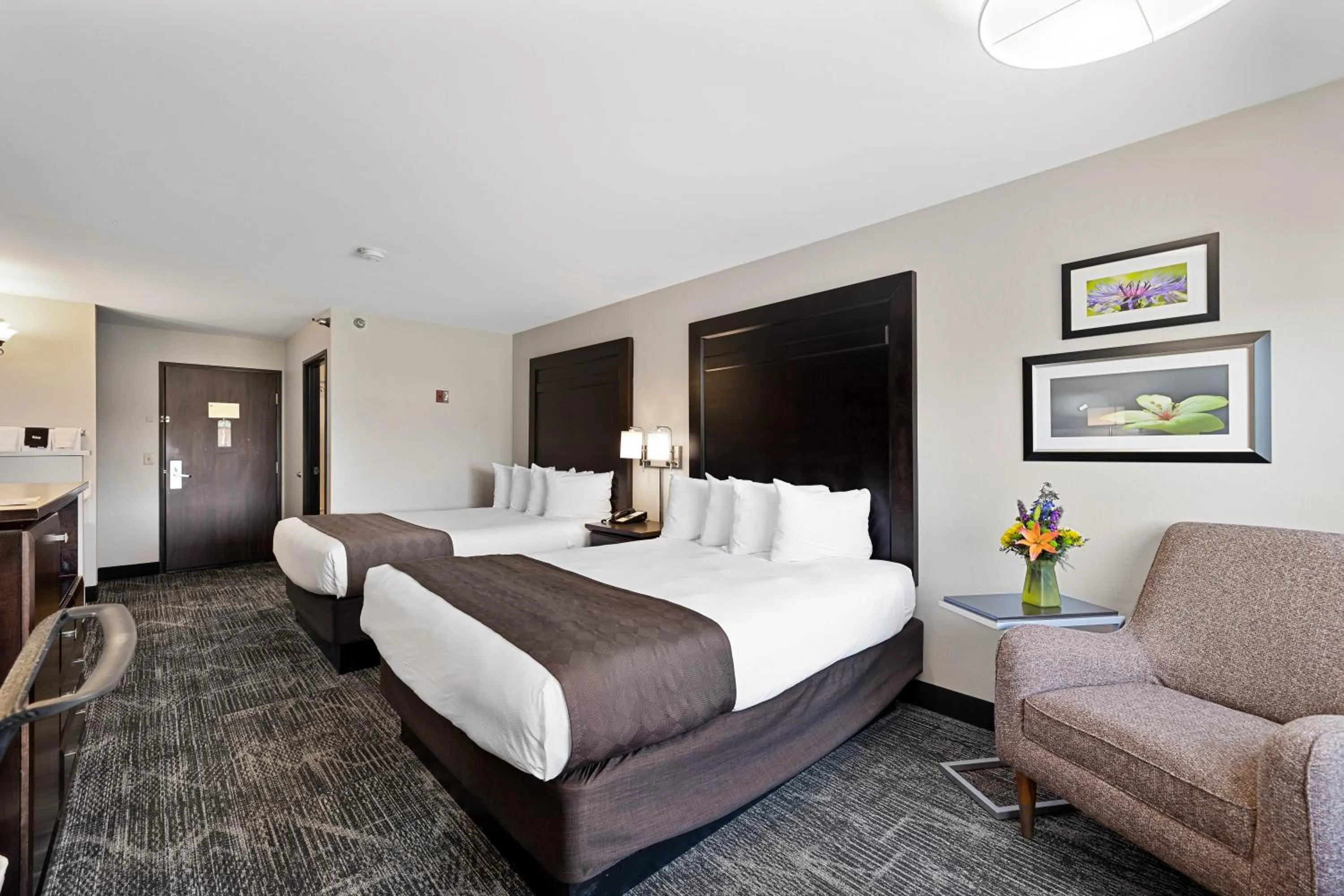 Bed in Kelly Inn Billings