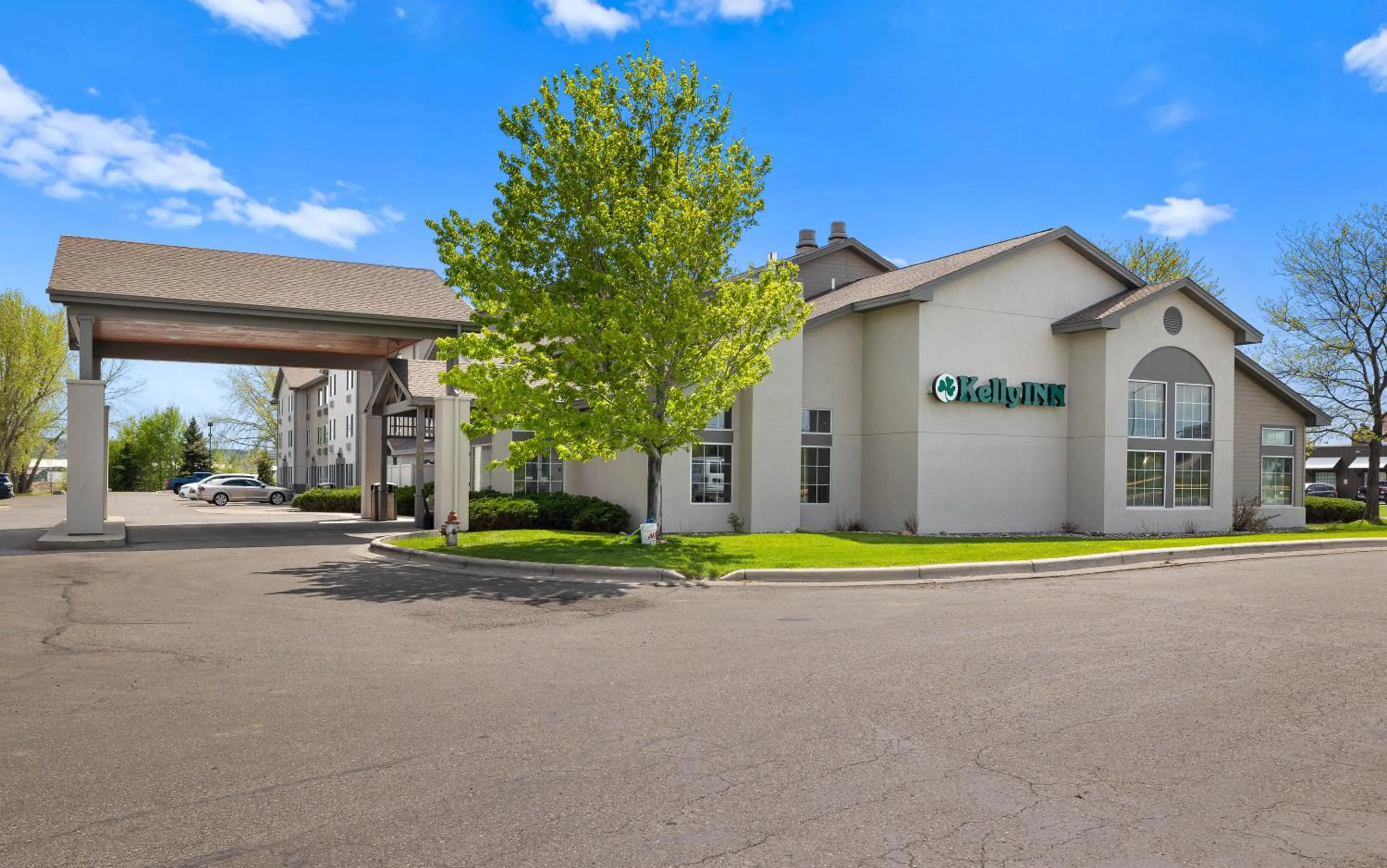 Property building in Kelly Inn Billings