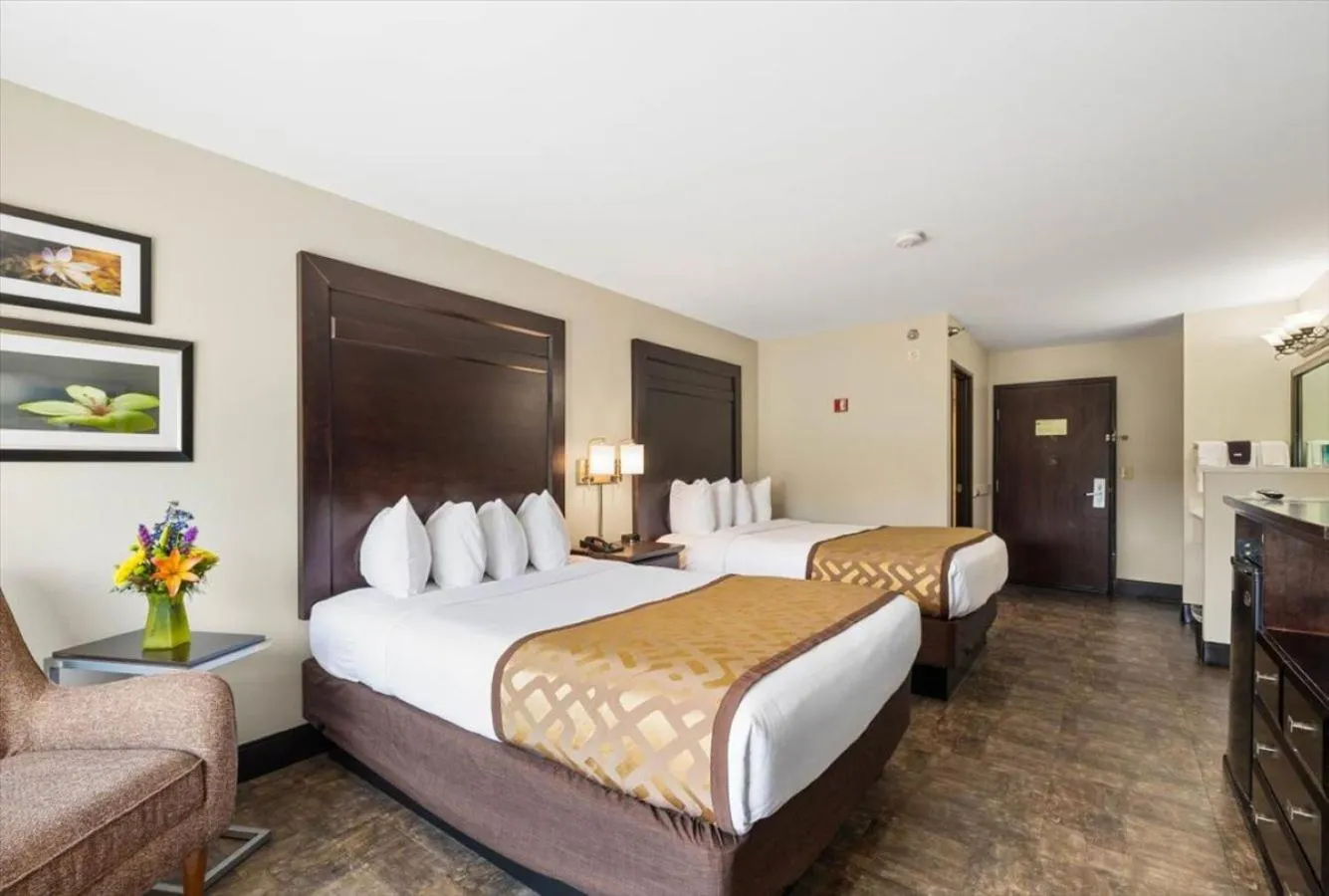 Bed in Kelly Inn Billings