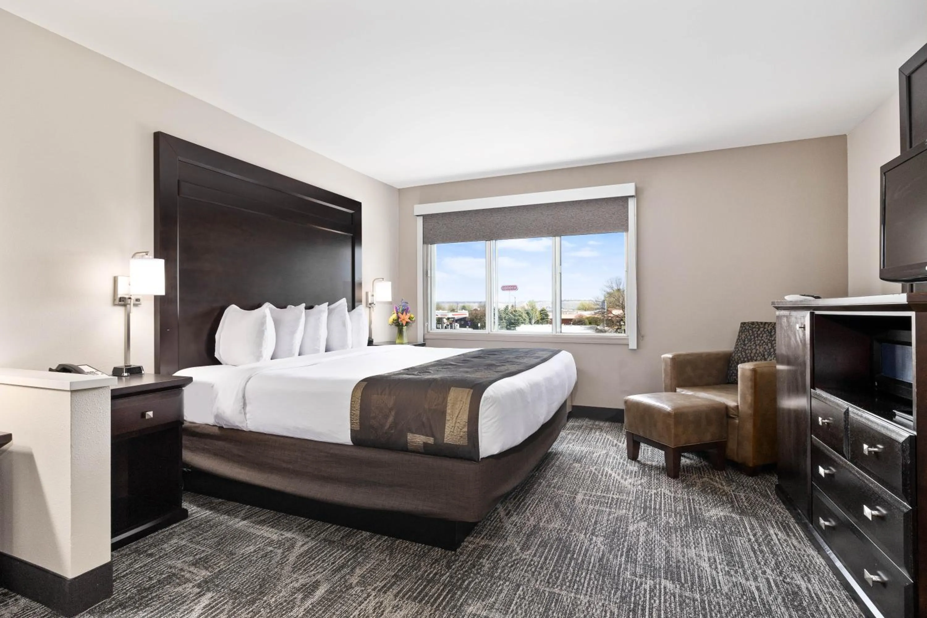 Bed in Kelly Inn Billings