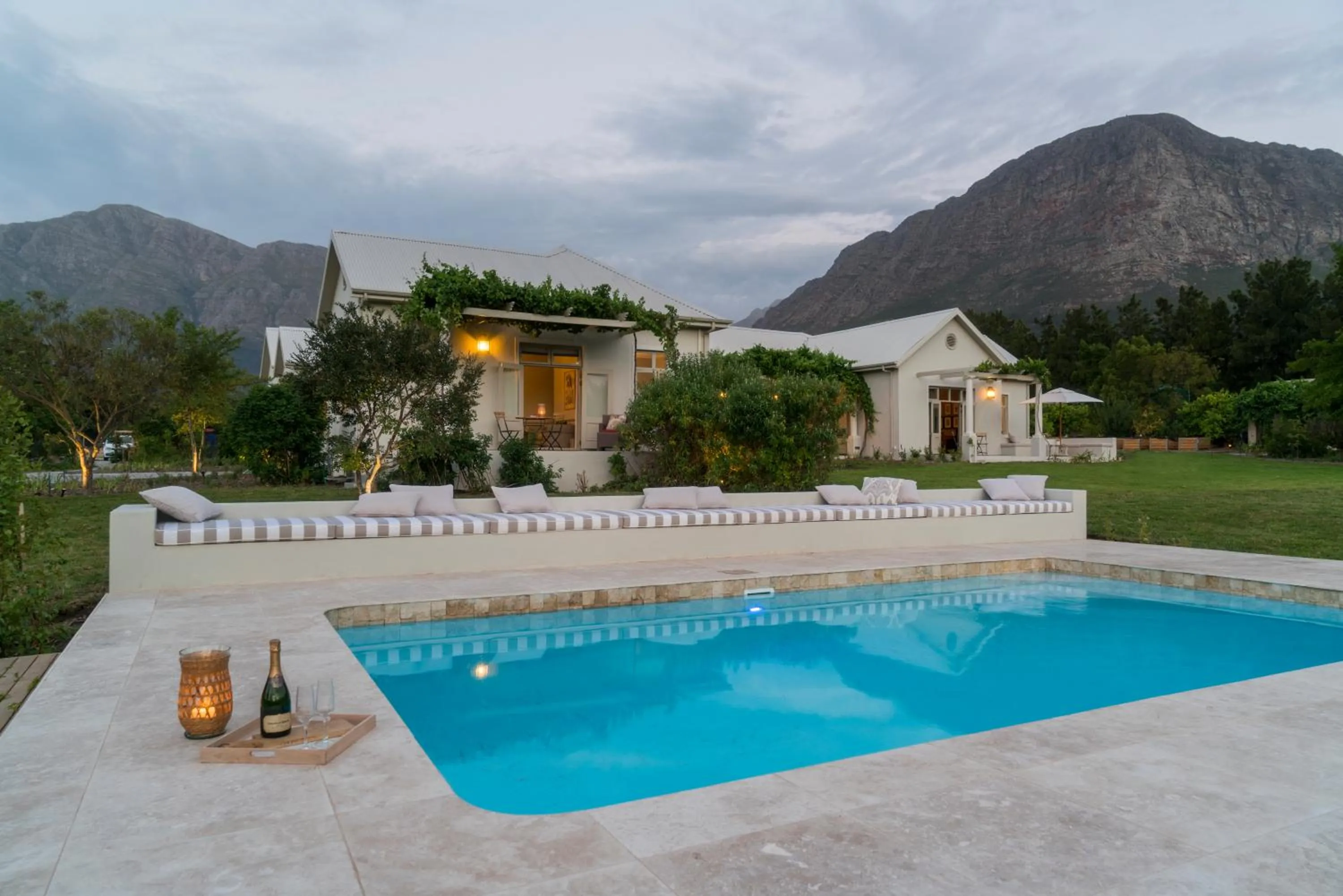 Garden view in Cape Vue Country House