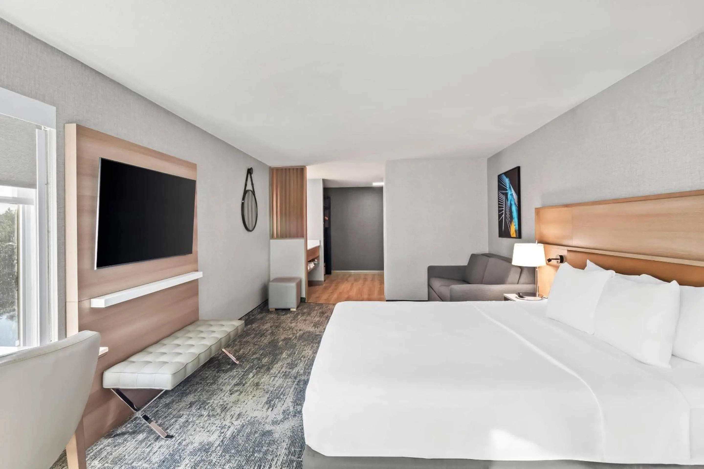 Bedroom, Bed in Radisson Hotel Portland Airport