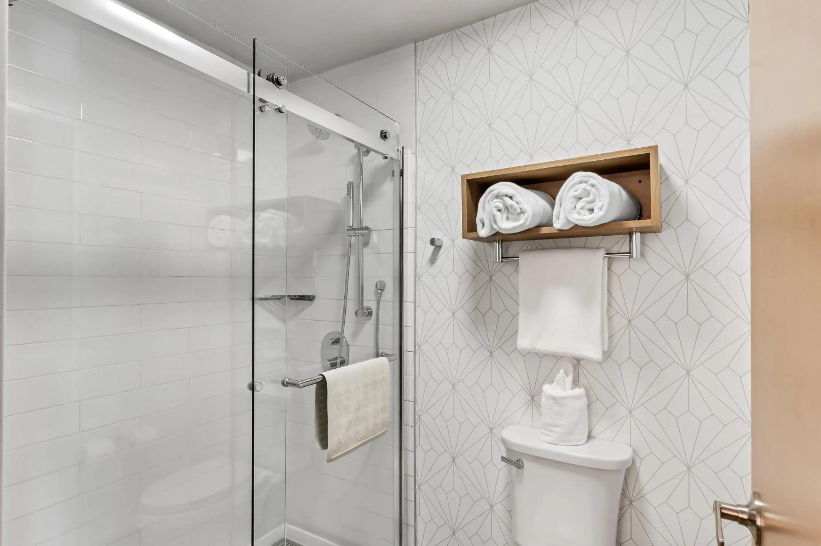 Bedroom in Radisson Hotel Portland Airport