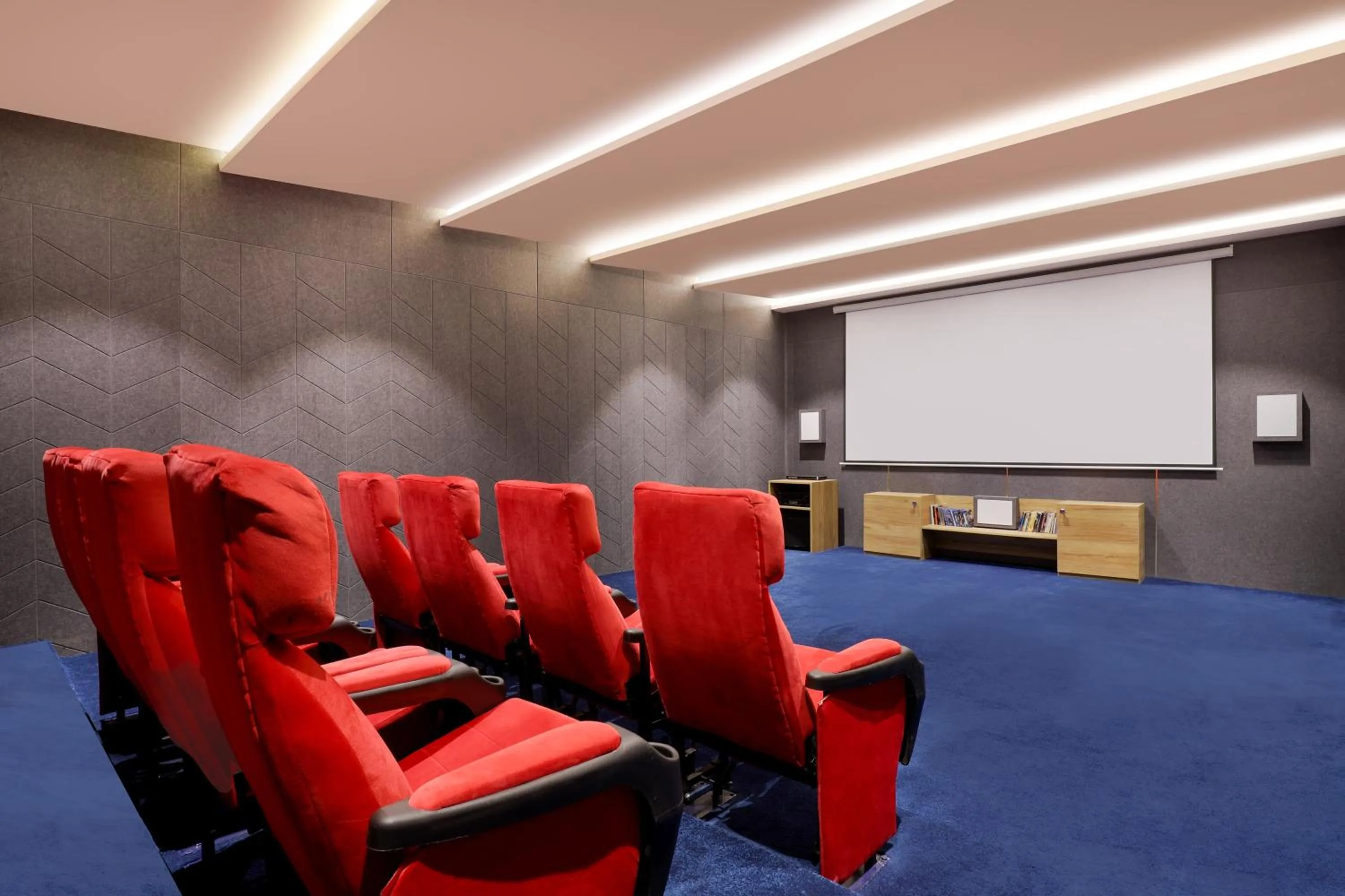 TV and multimedia in Lemon Tree Hotel, Sector 68, Sohna Road, Gurugram