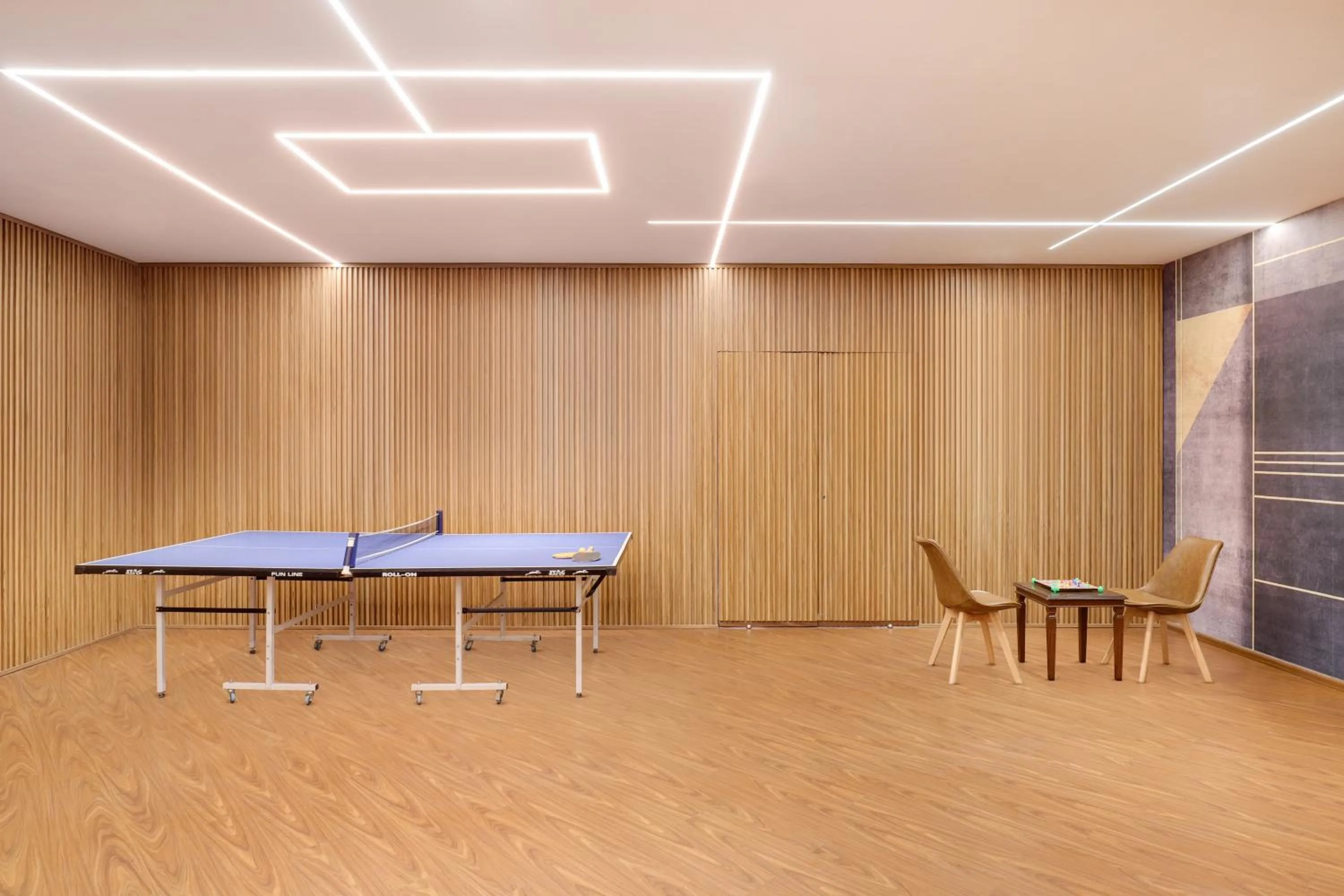 Table tennis in Lemon Tree Hotel, Sector 68, Sohna Road, Gurugram