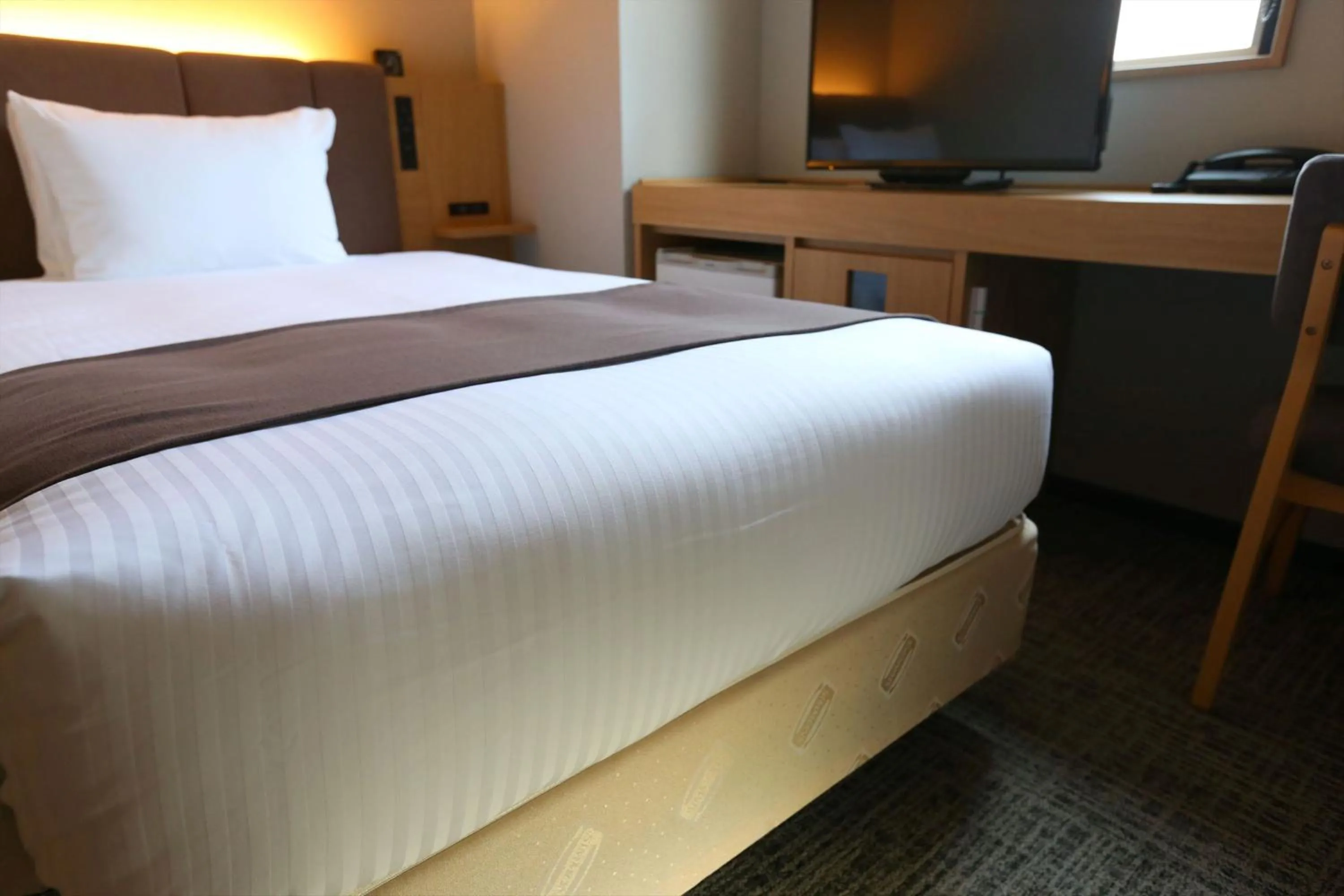 Photo of the whole room, Bed in Almont Inn Shonan Fujisawa