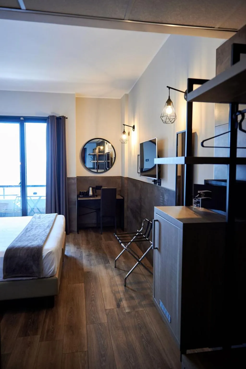 Bed in Hotel Concorde