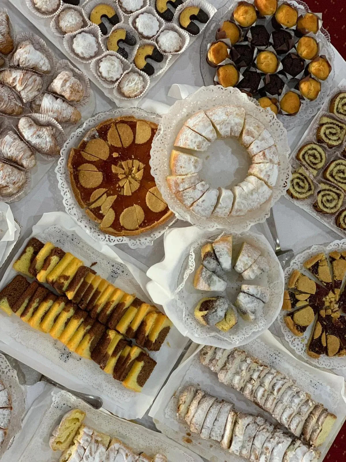 Buffet breakfast in Hotel Concorde