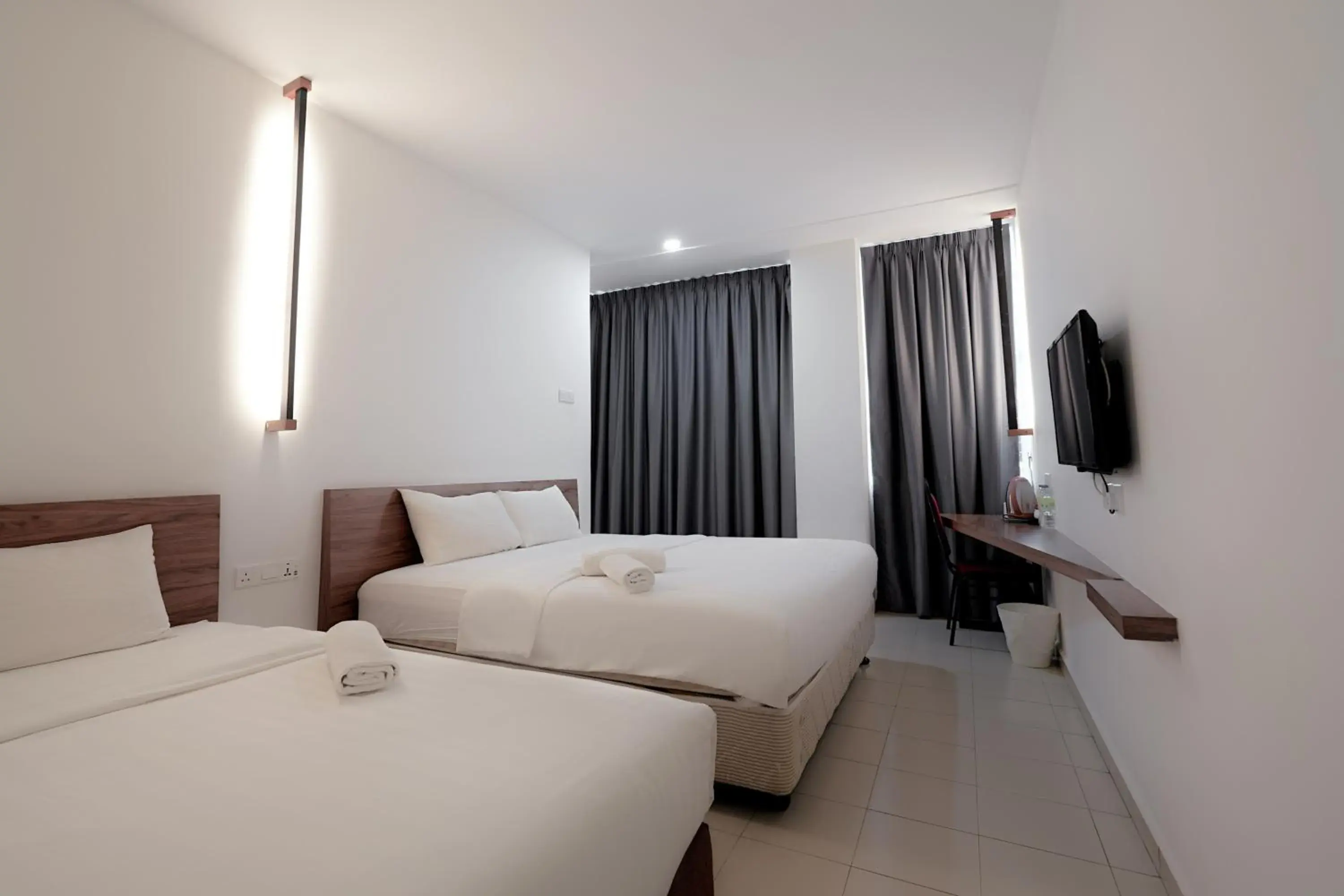 Family Room With 2 King & 1 Single Bed in T Hotel Anggerik Family Room With 2 King & 1 Single Bed in T Hotel Anggerik