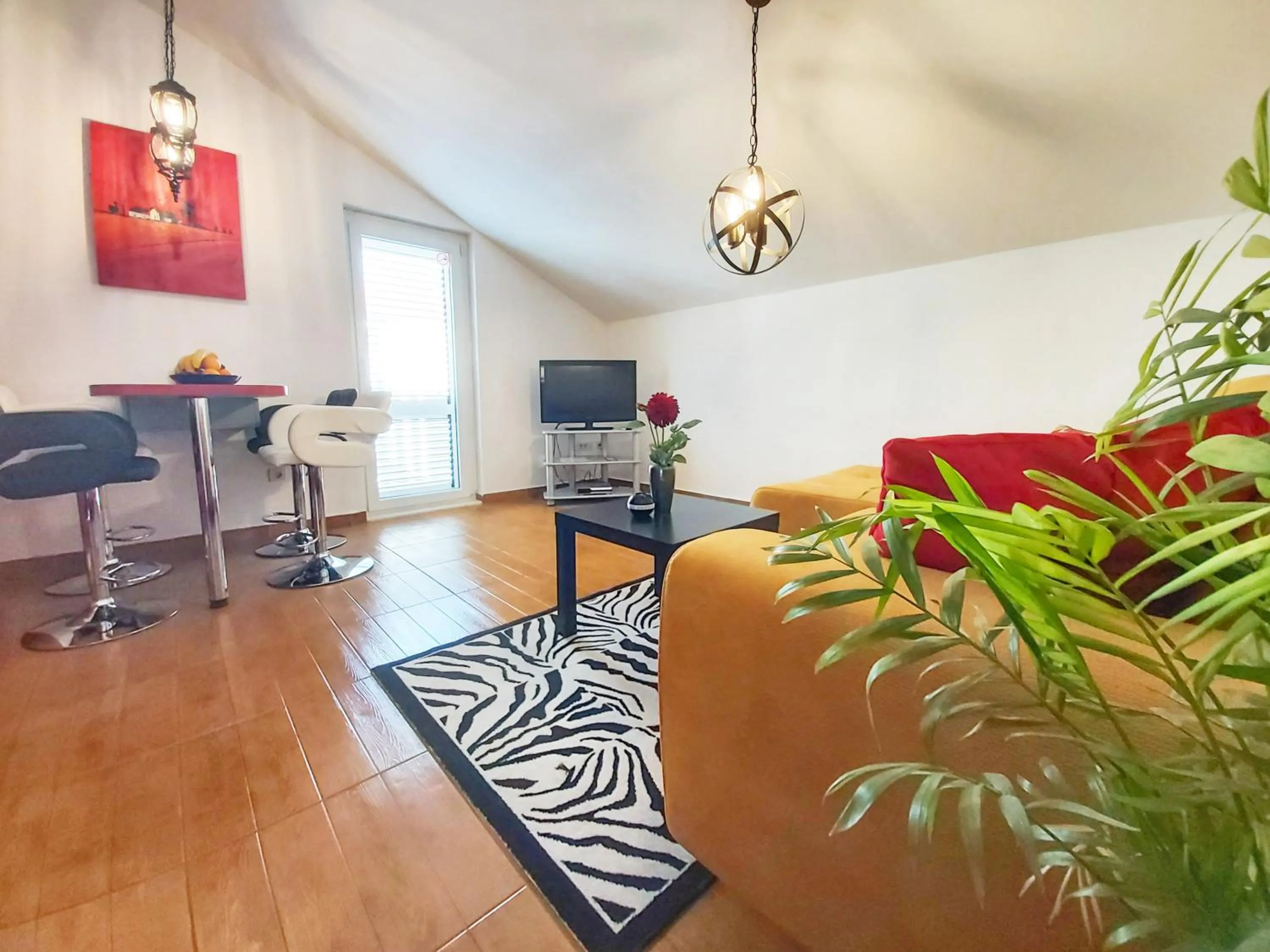 TV and multimedia in Adria Apartments and Rooms