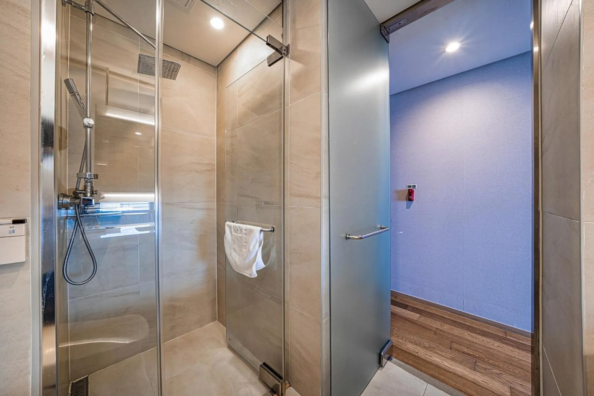 Shower in SL Hotel Gangneung