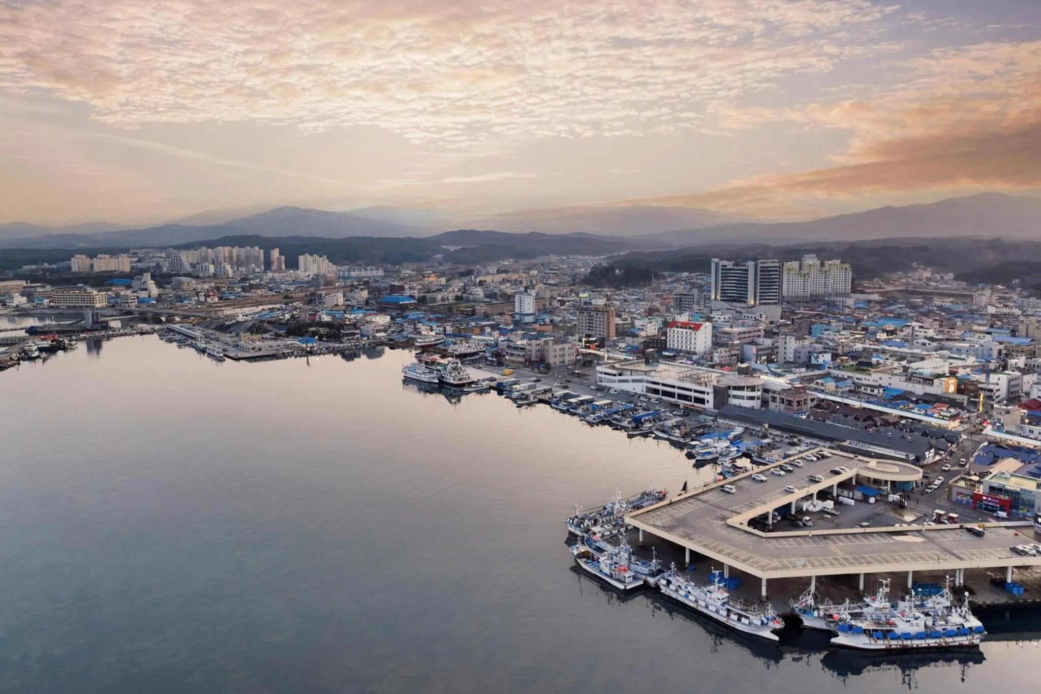 Nearby landmark in SL Hotel Gangneung
