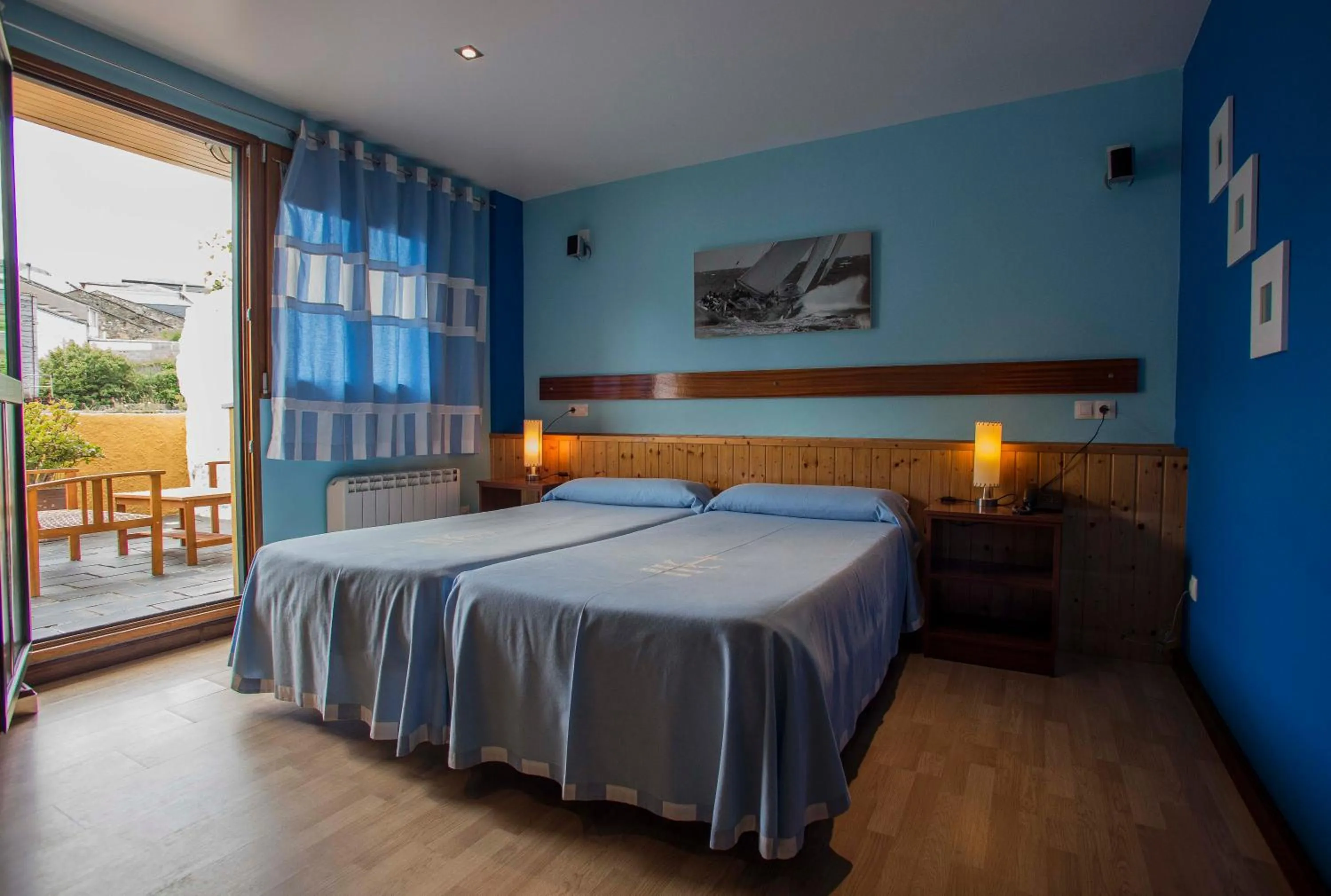 Balcony/Terrace, Bed in Hotel A. G. Porcillan