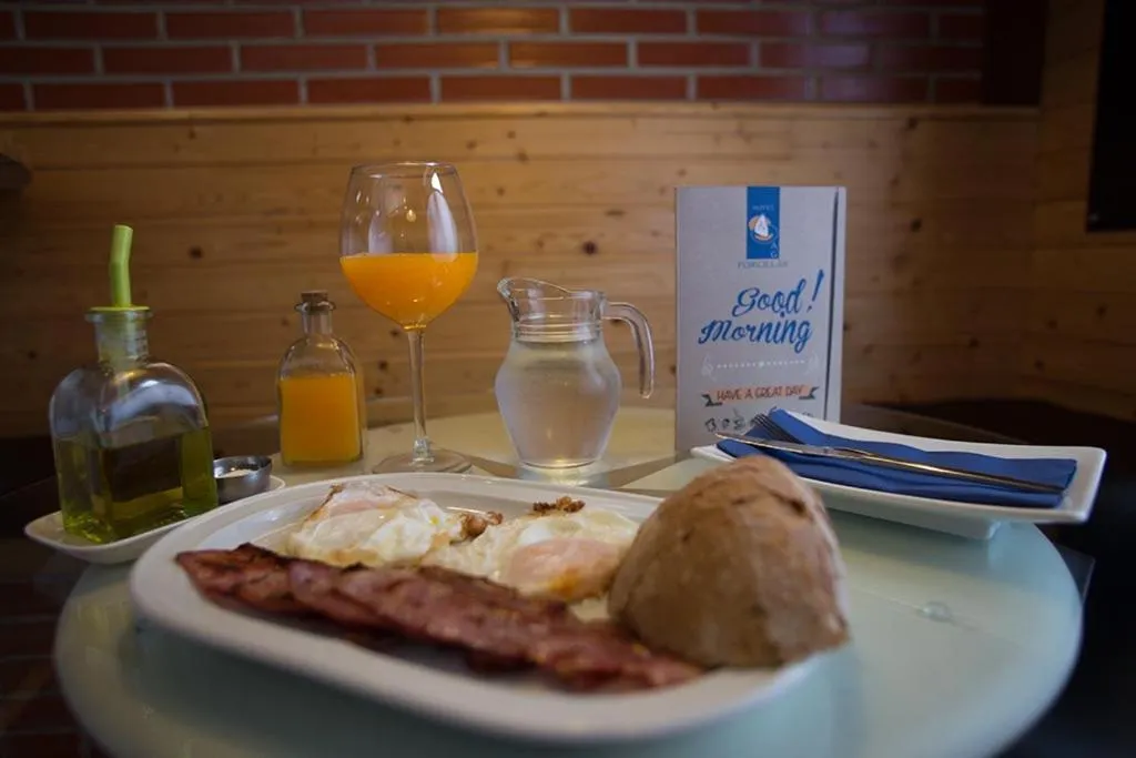 Breakfast in Hotel A. G. Porcillan