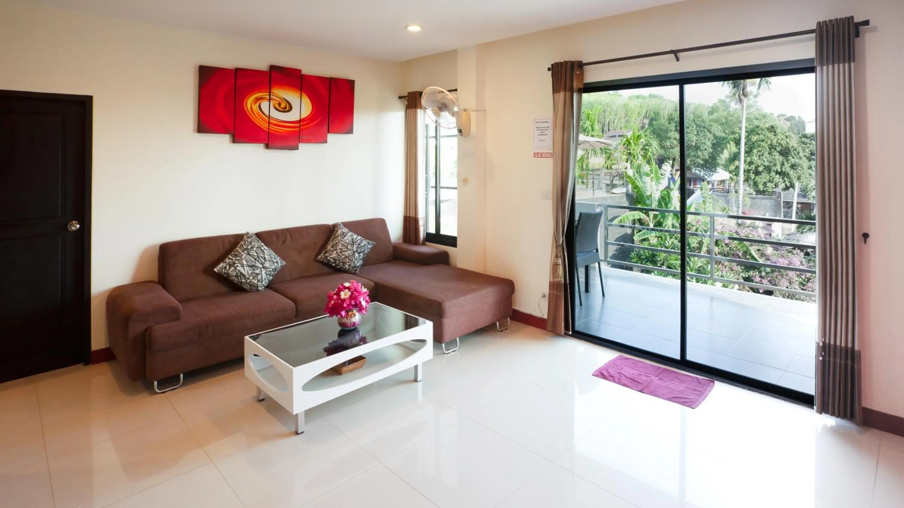 Neighbourhood in White Flower Lanta