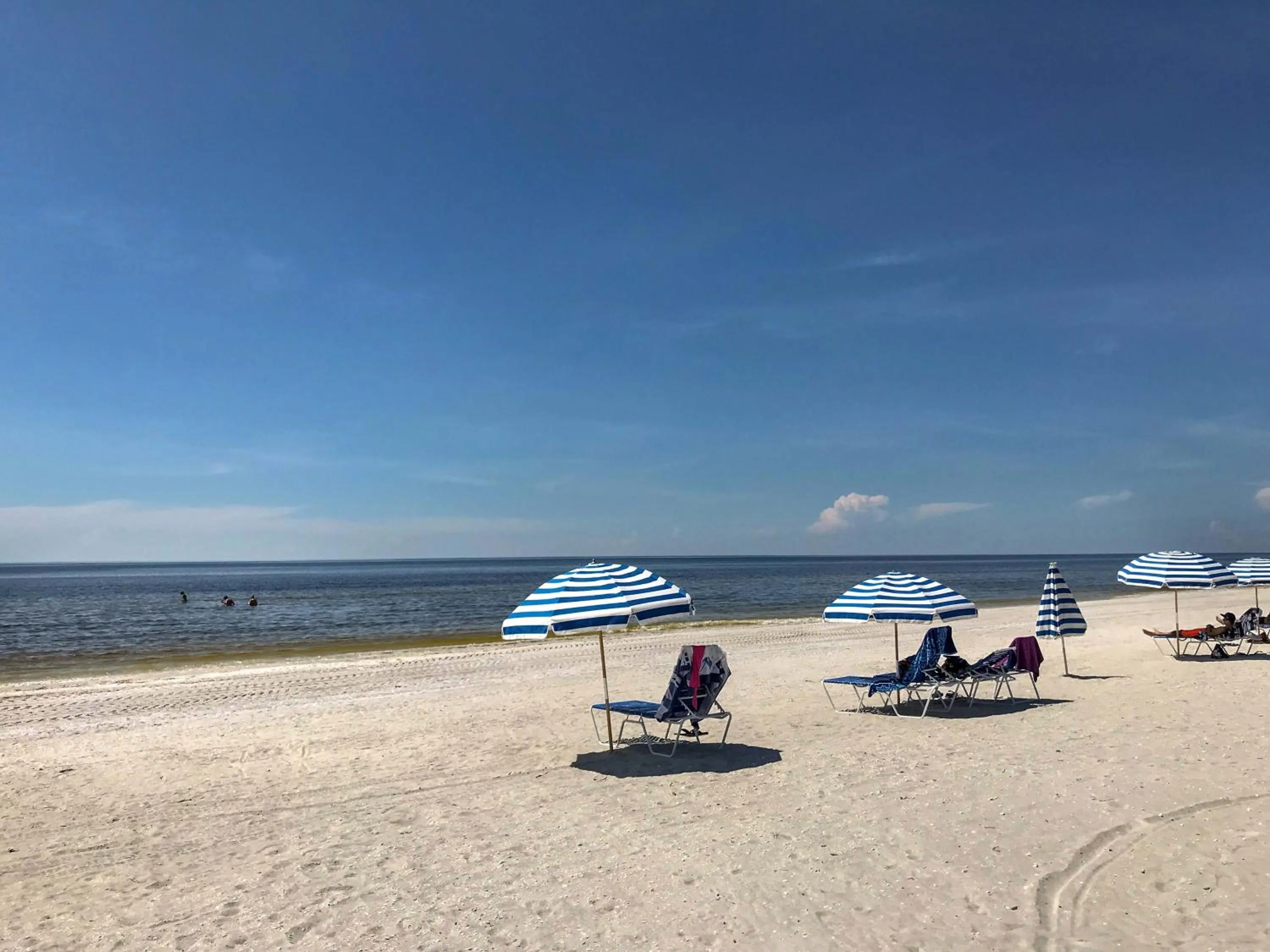 Beach in Sanibel Moorings Resort