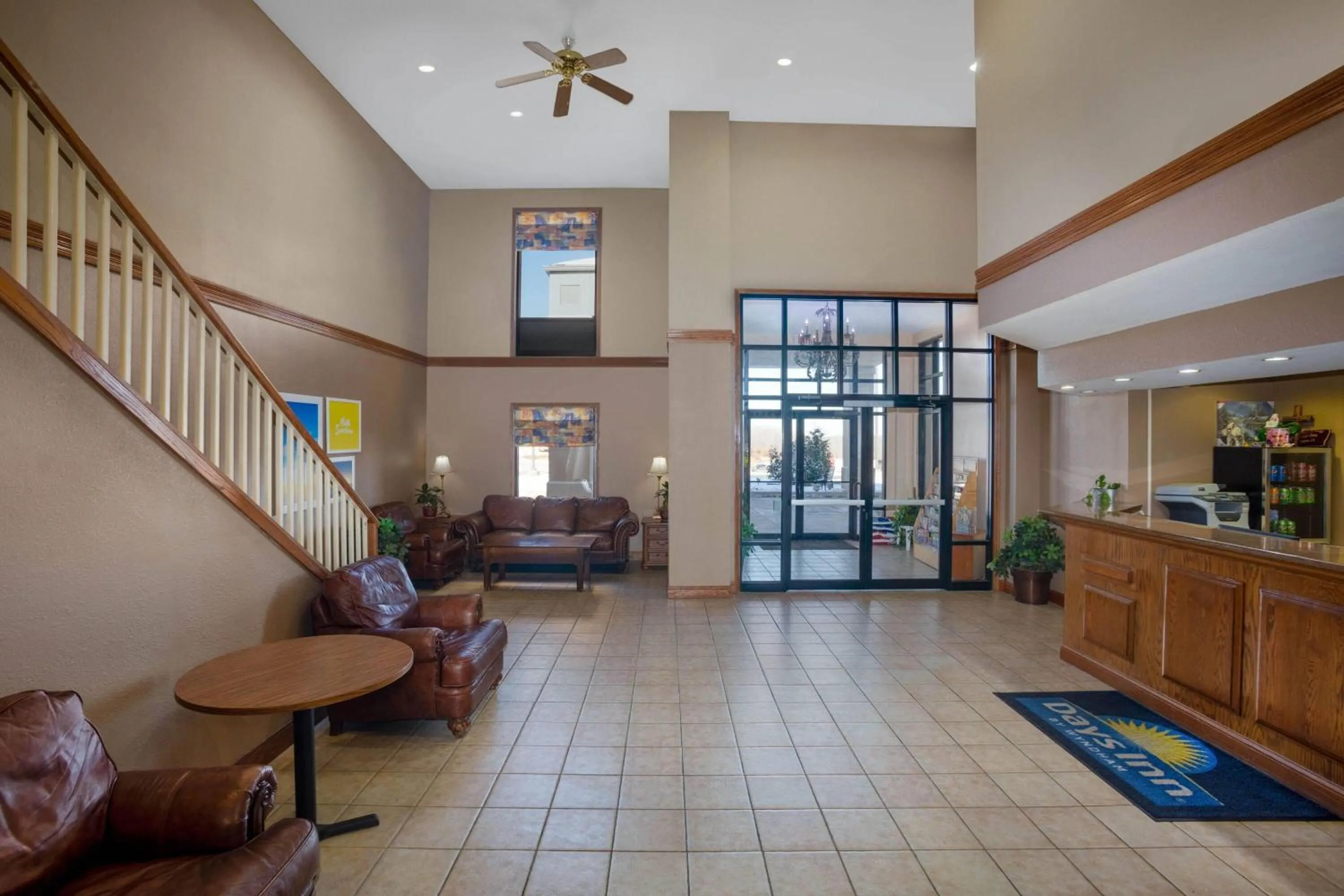 Lobby or reception in Days Inn & Suites by Wyndham Cuba