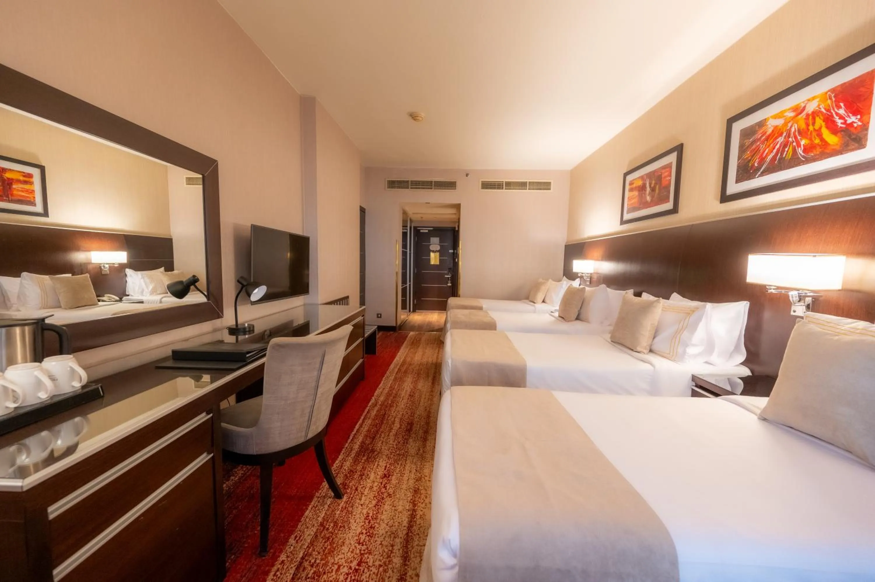 Bedroom, Bed in Maysan Al Harithia Hotel