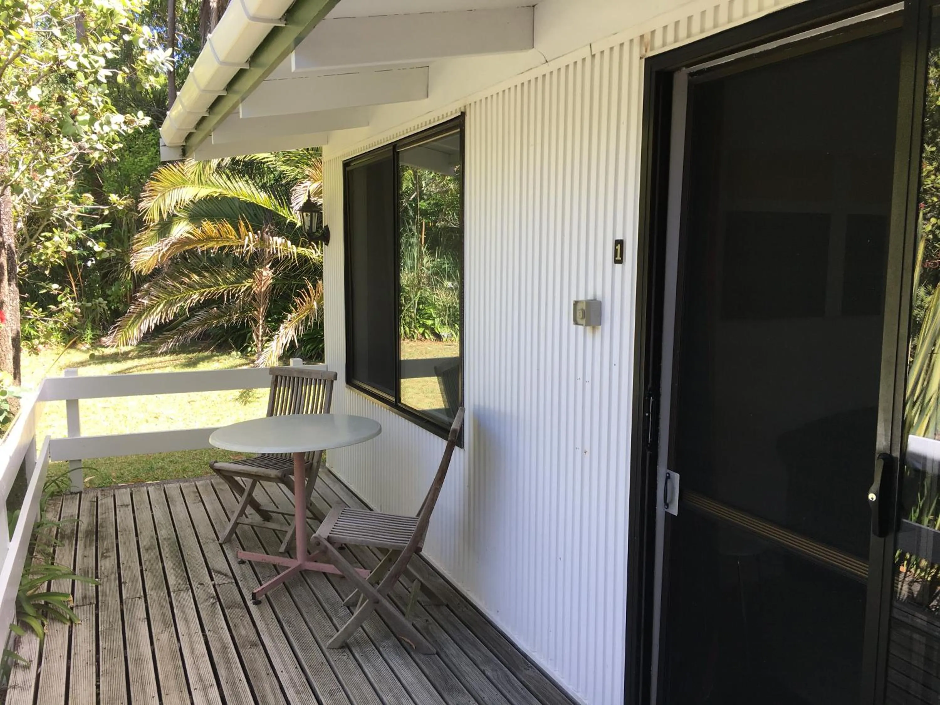 Colonial House Motel