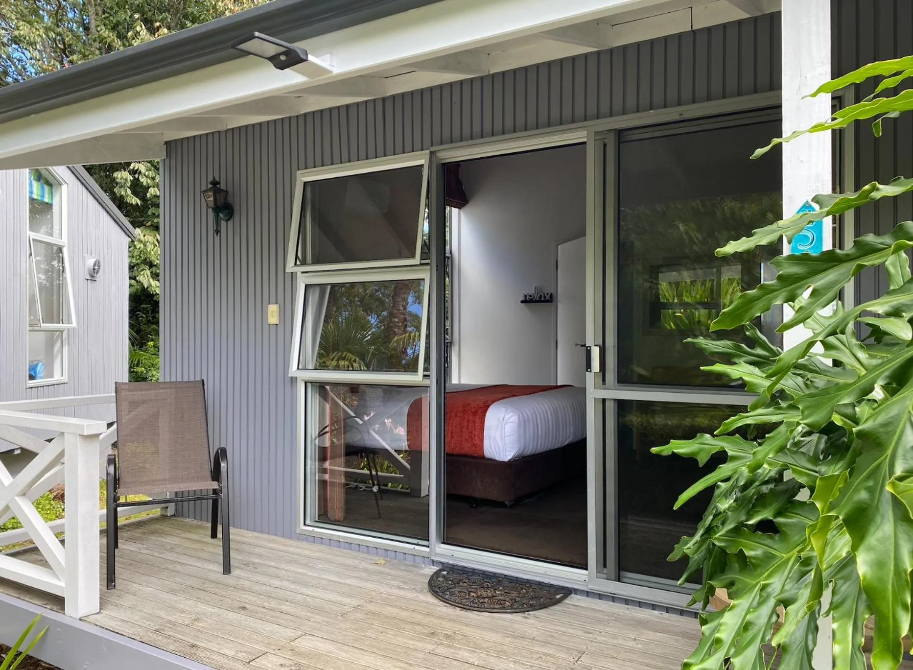 Balcony/Terrace in Colonial House Motel