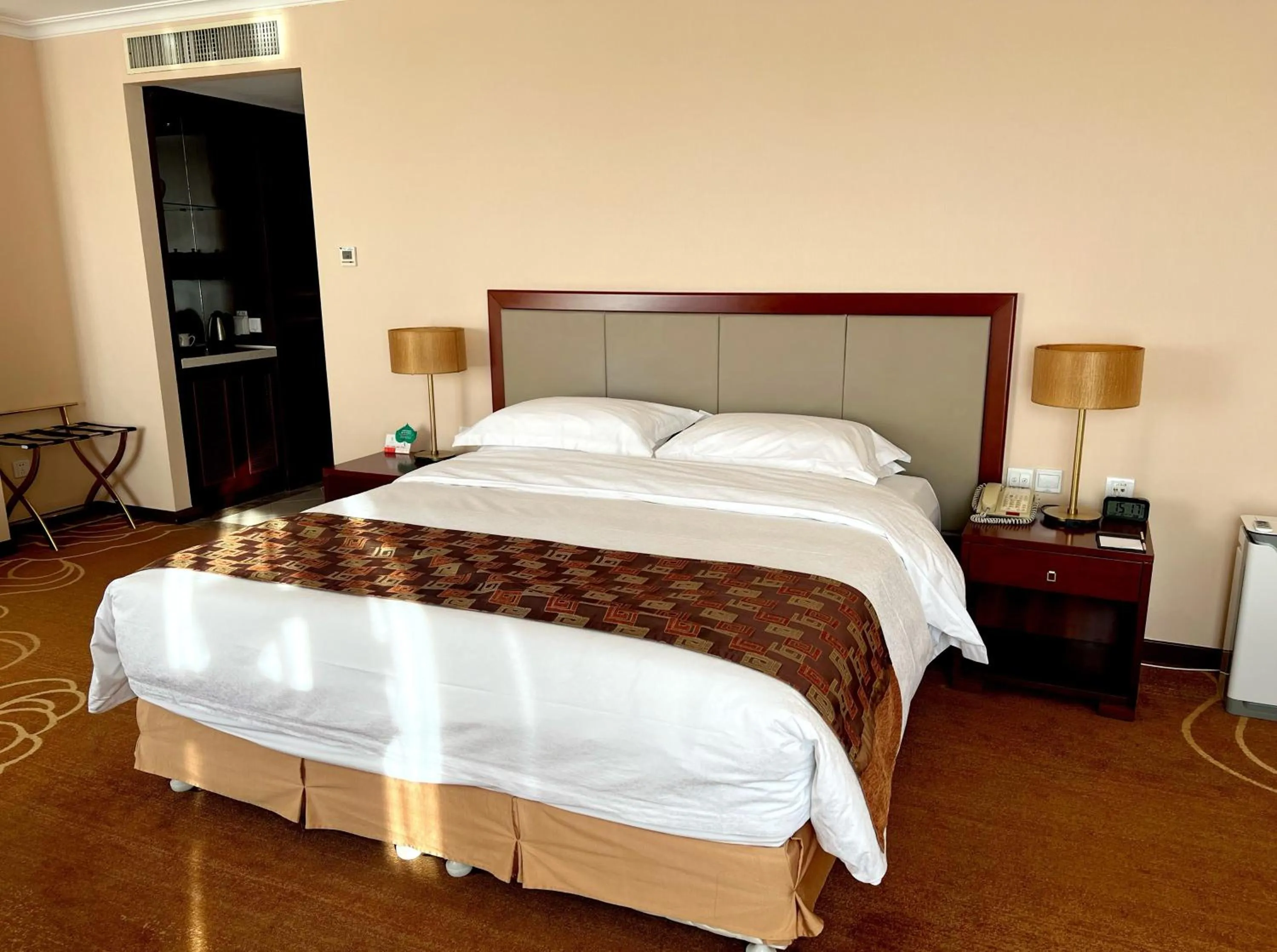 Bed in Inner Mongolia Grand Hotel