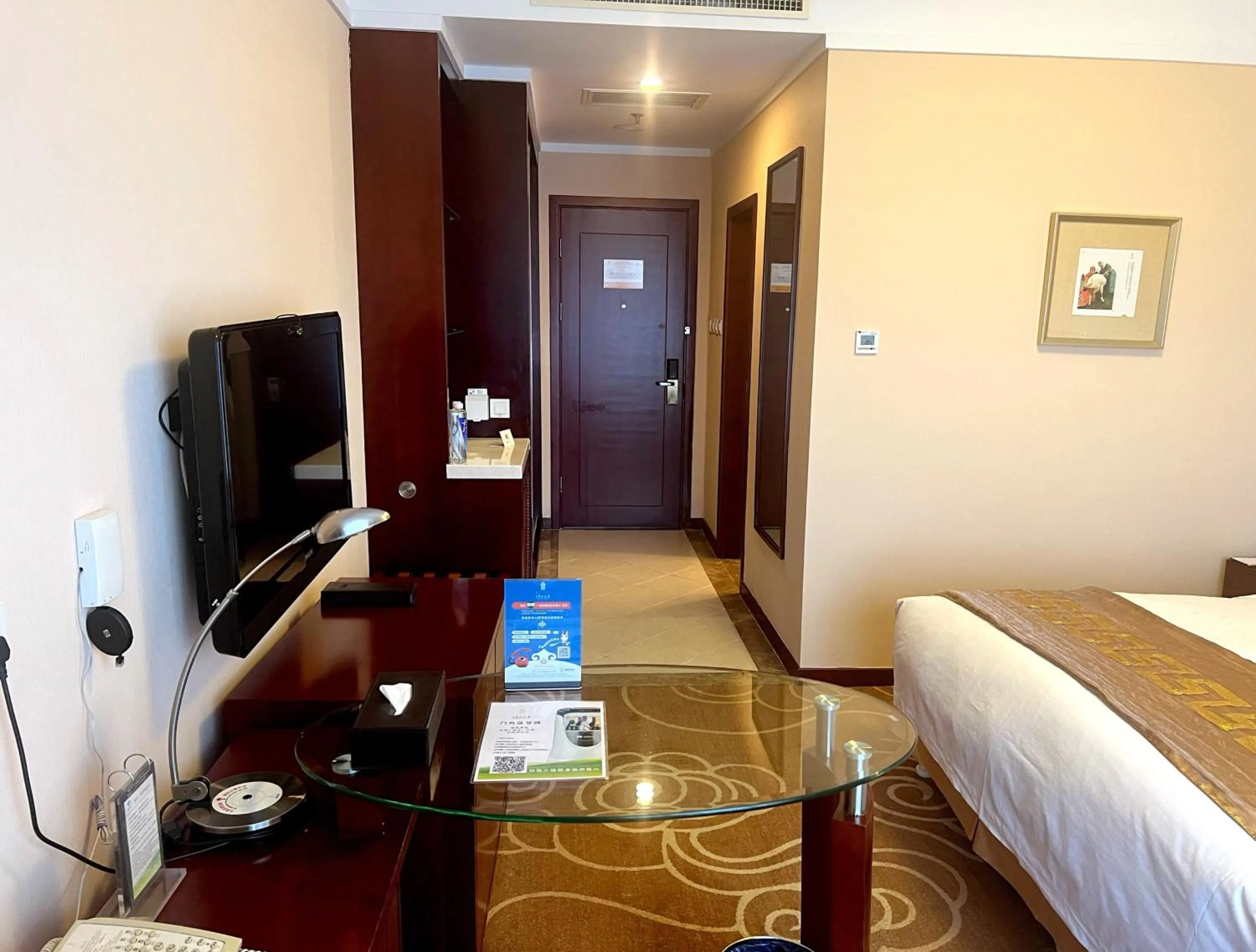 Photo of the whole room, Bed in Inner Mongolia Grand Hotel