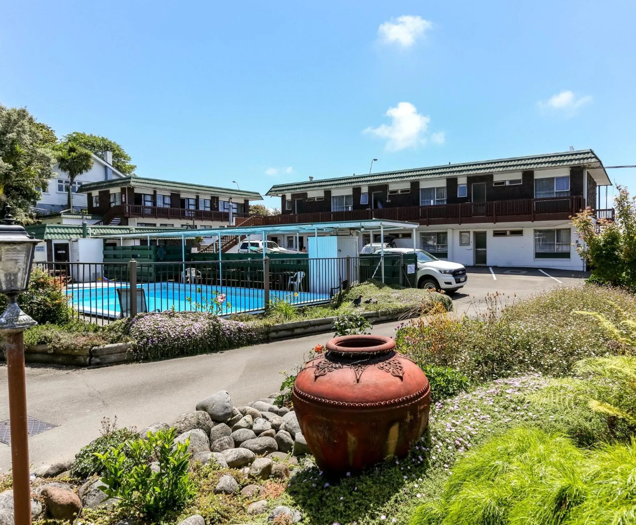 Property building in Flamingo Motel