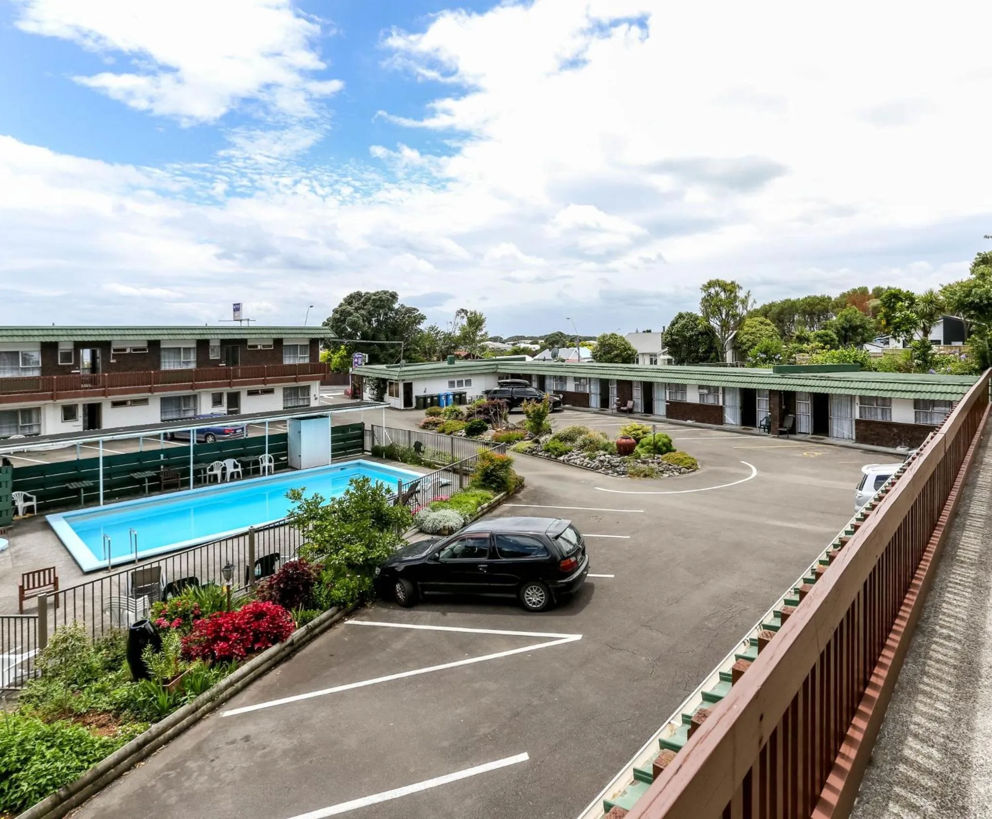 Pool view in Flamingo Motel