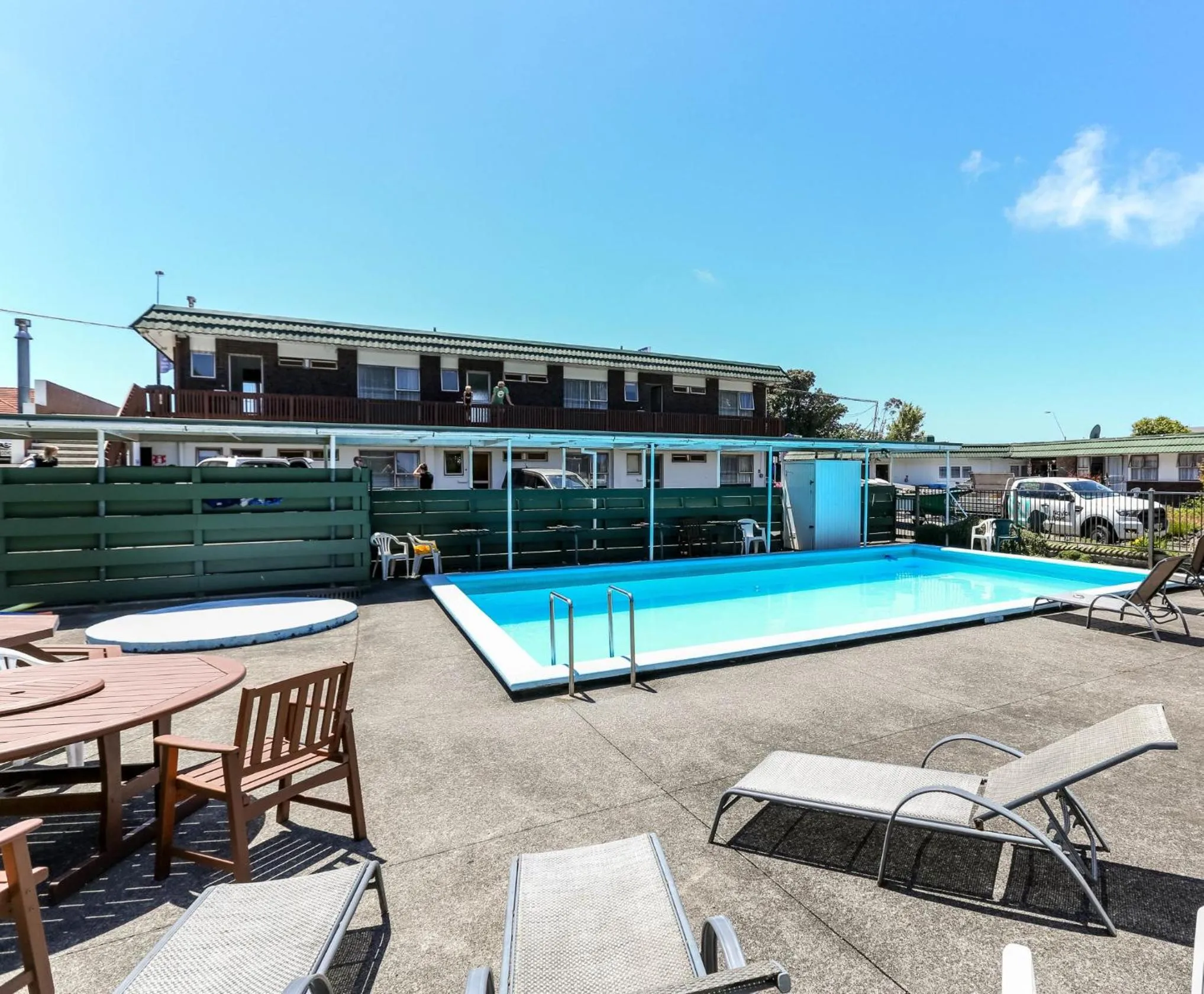 Swimming pool in Flamingo Motel