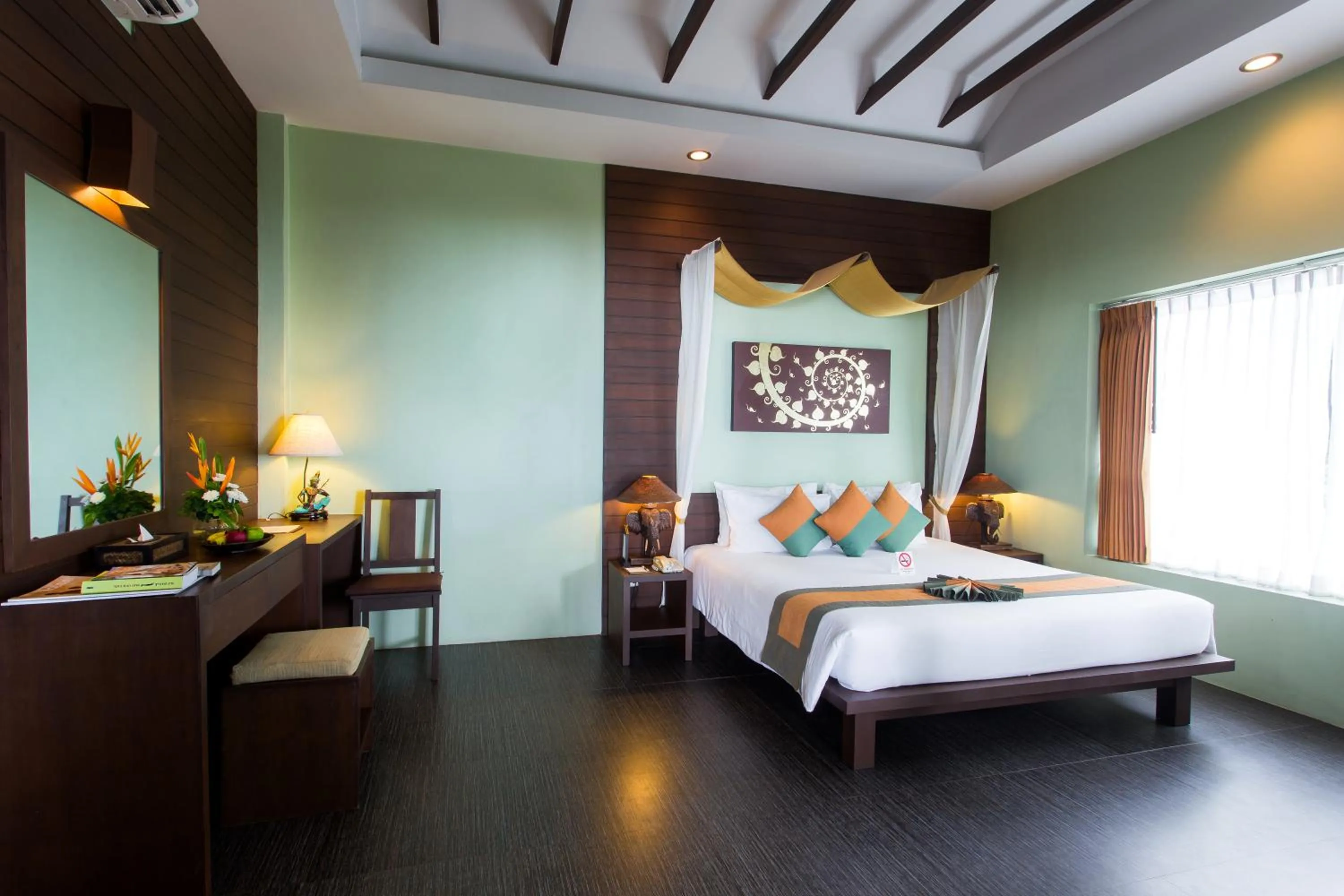 Bed in Baan Chaweng Beach Resort & Spa - SHA Extra Plus