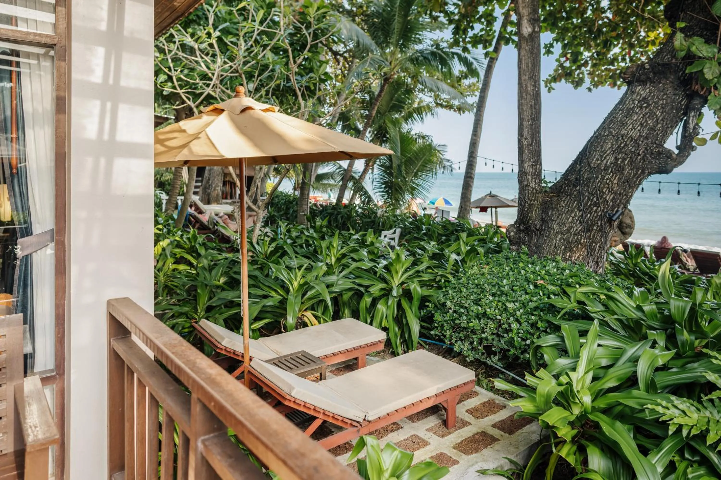 Sea view in Baan Chaweng Beach Resort & Spa - SHA Extra Plus