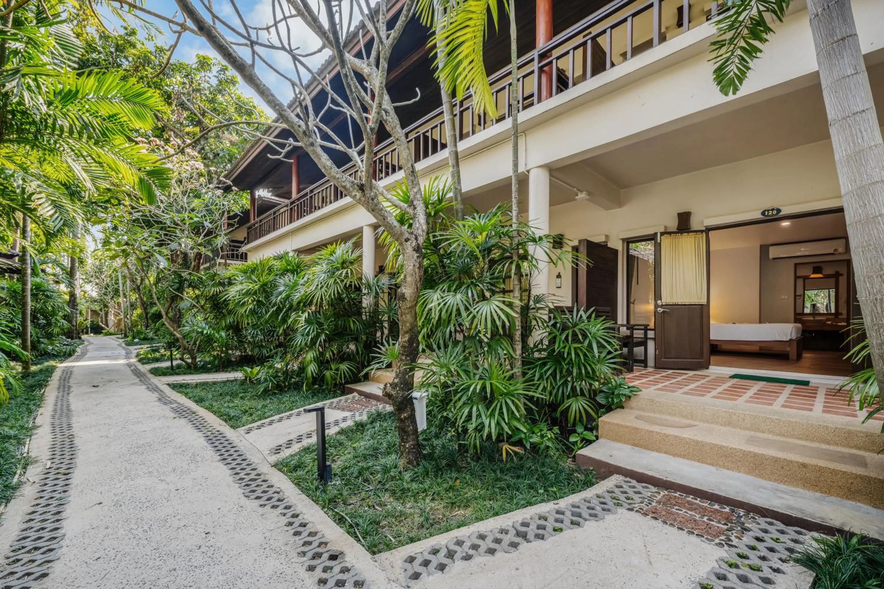 Property building in Baan Chaweng Beach Resort & Spa - SHA Extra Plus