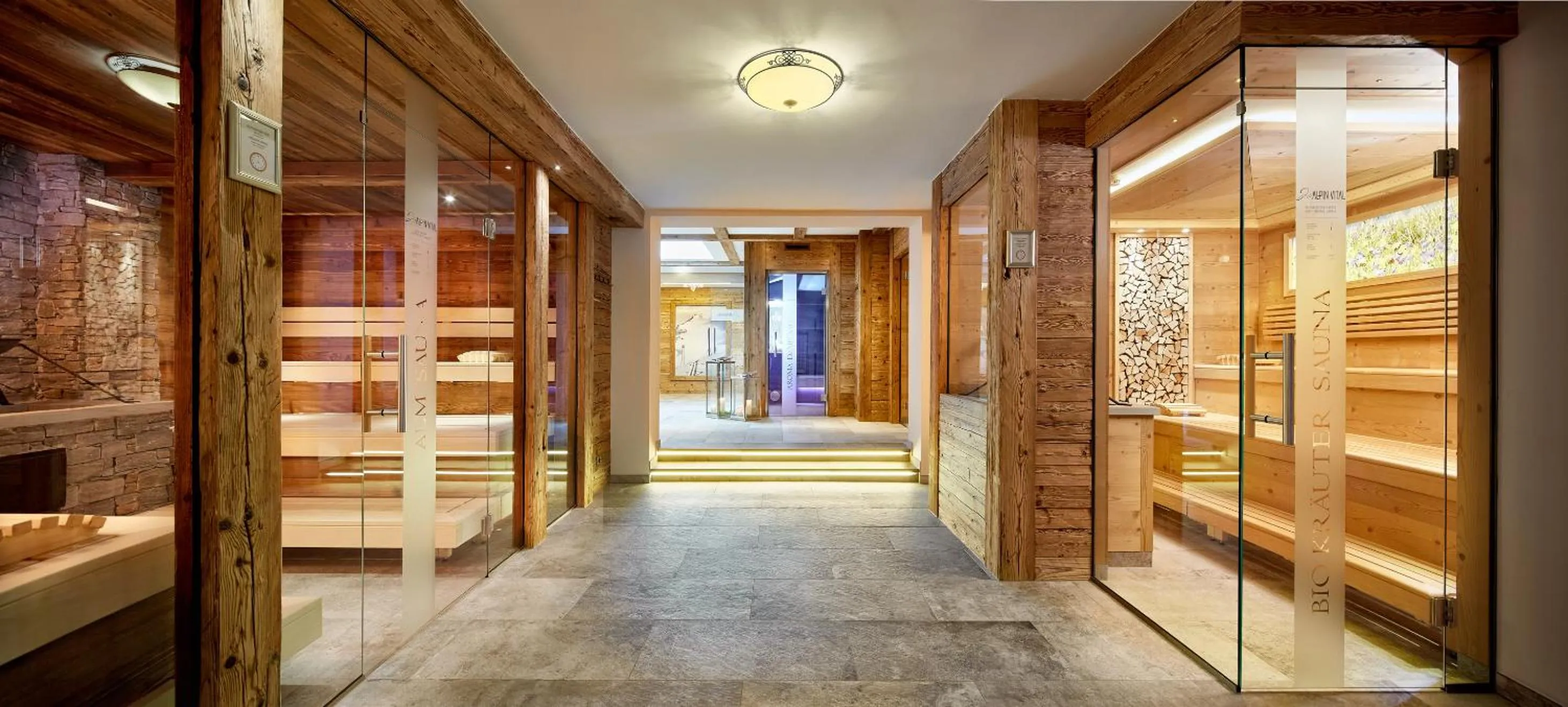 Spa and wellness centre/facilities in Hotel Gletscherblick