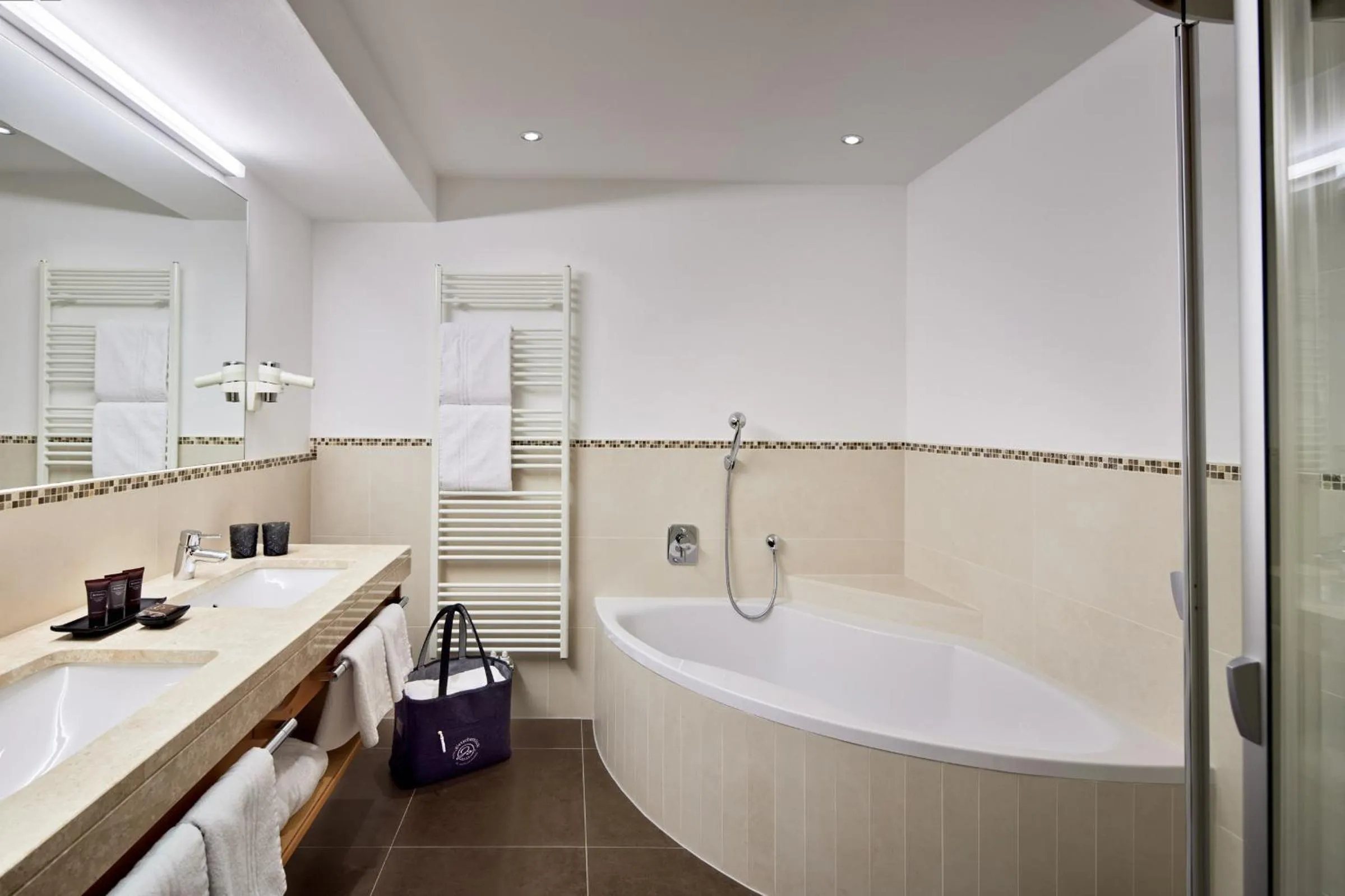 Bathroom in Hotel Gletscherblick