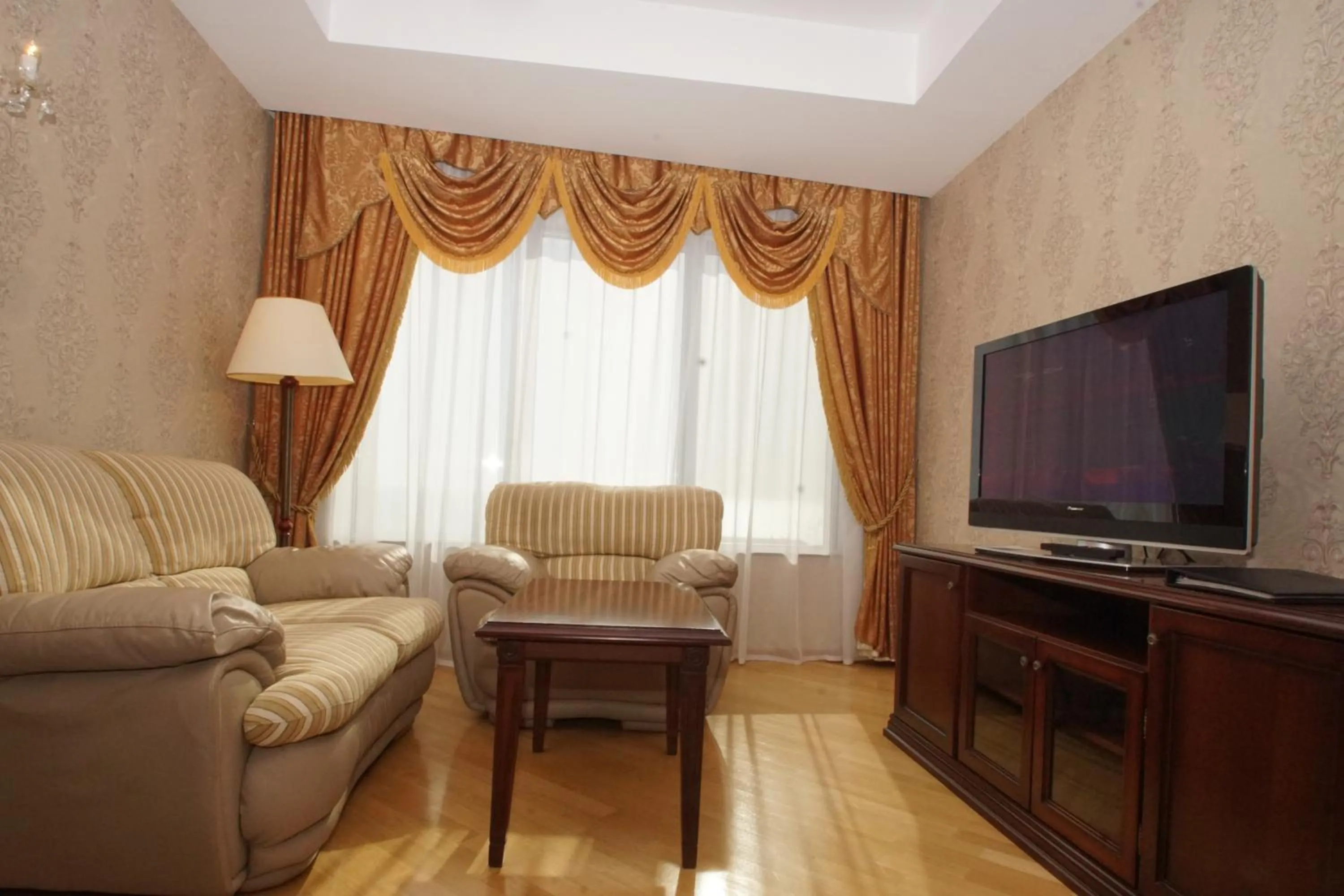 Living room in Grand Hotel Victory