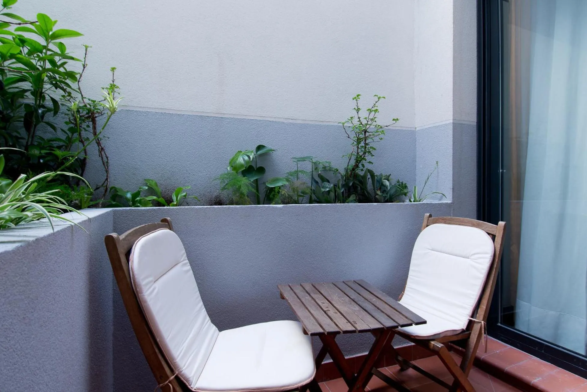 Patio in Amor de Dios 17 Boutique Apartments