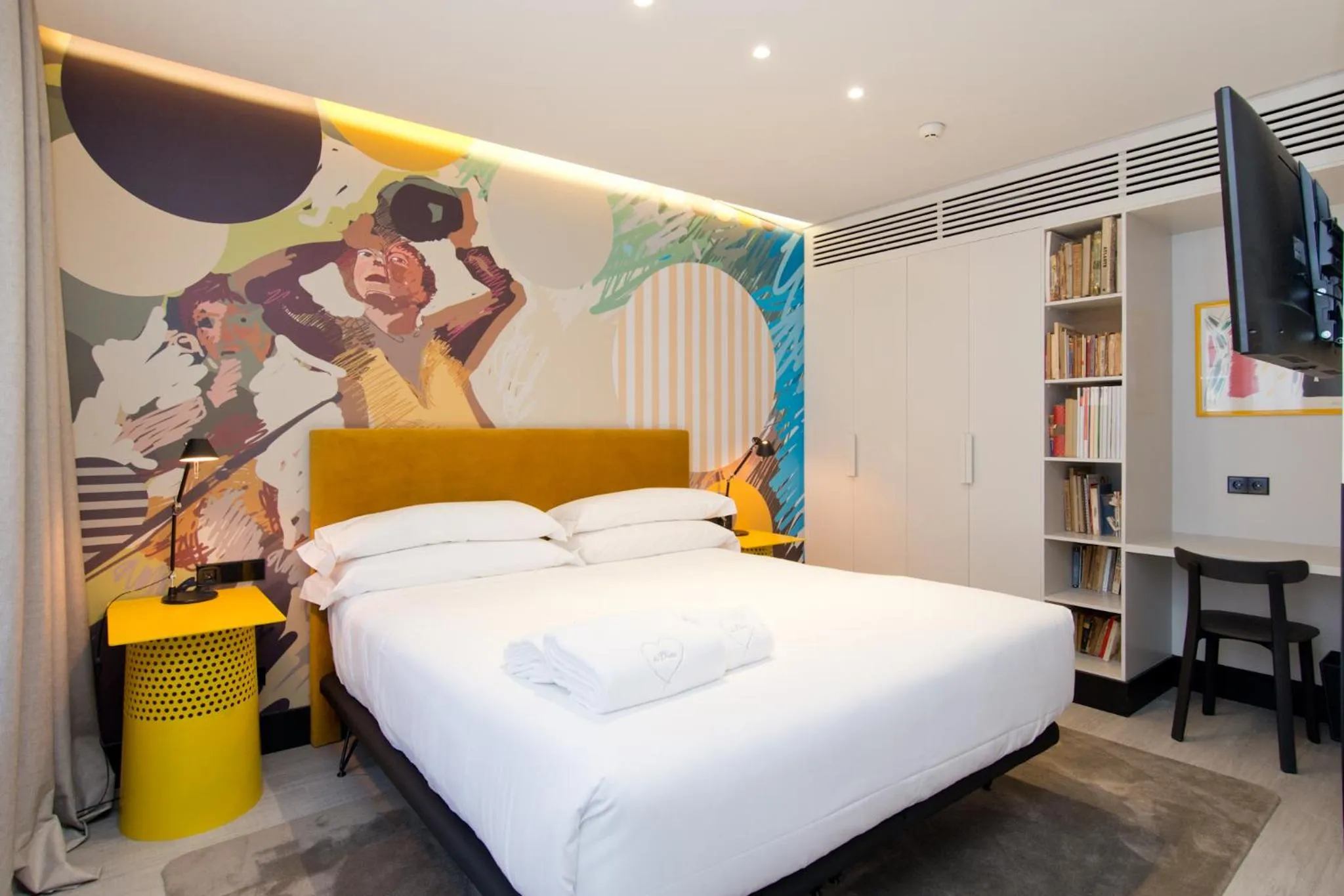 Bed in Amor de Dios 17 Boutique Apartments