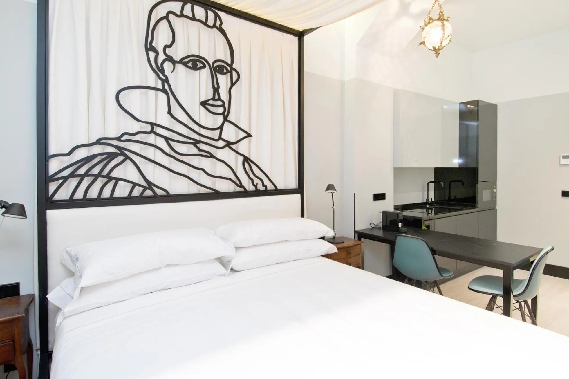 Bed in Amor de Dios 17 Boutique Apartments