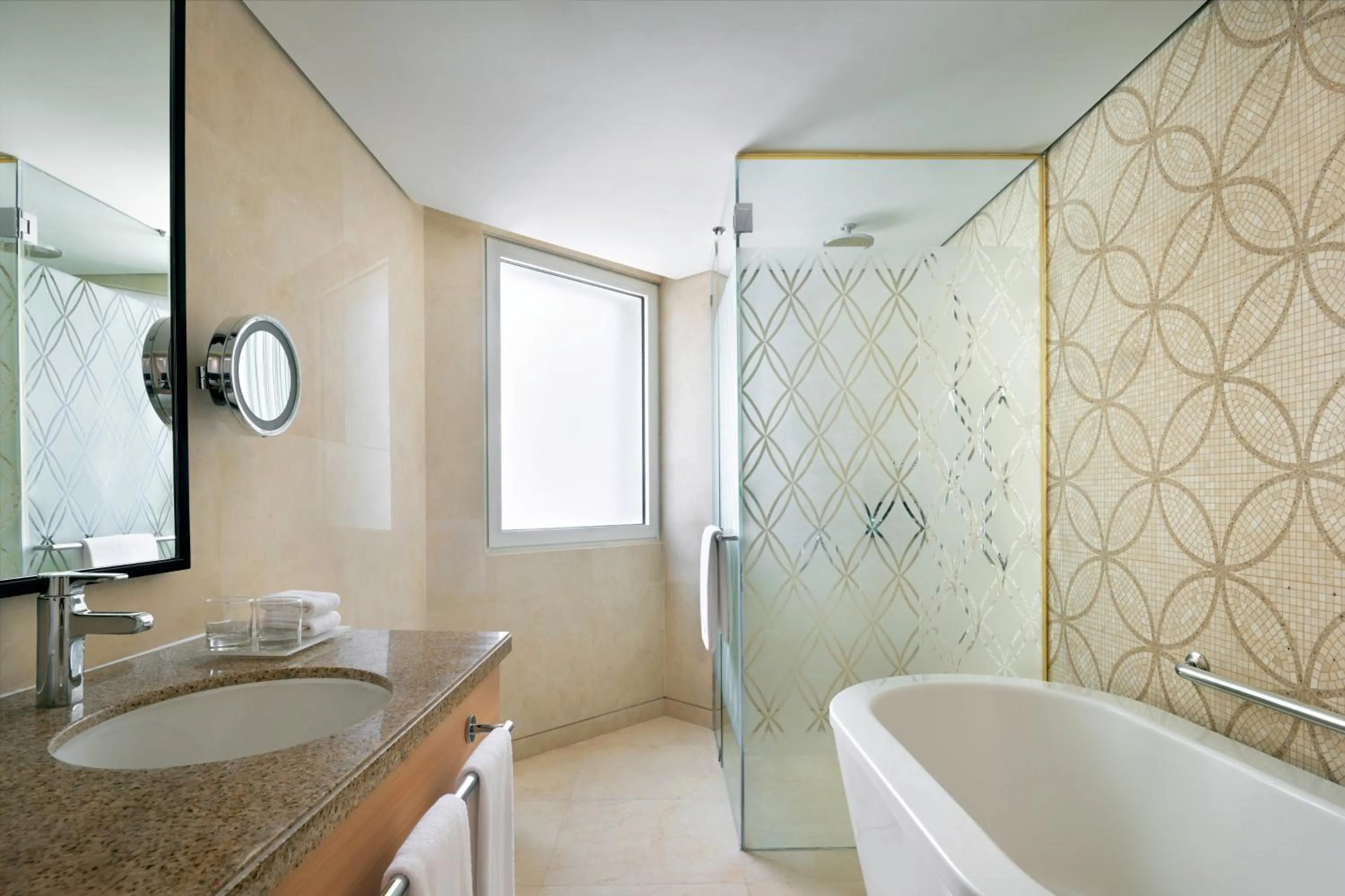 Crowne Plaza Dubai Deira by IHG