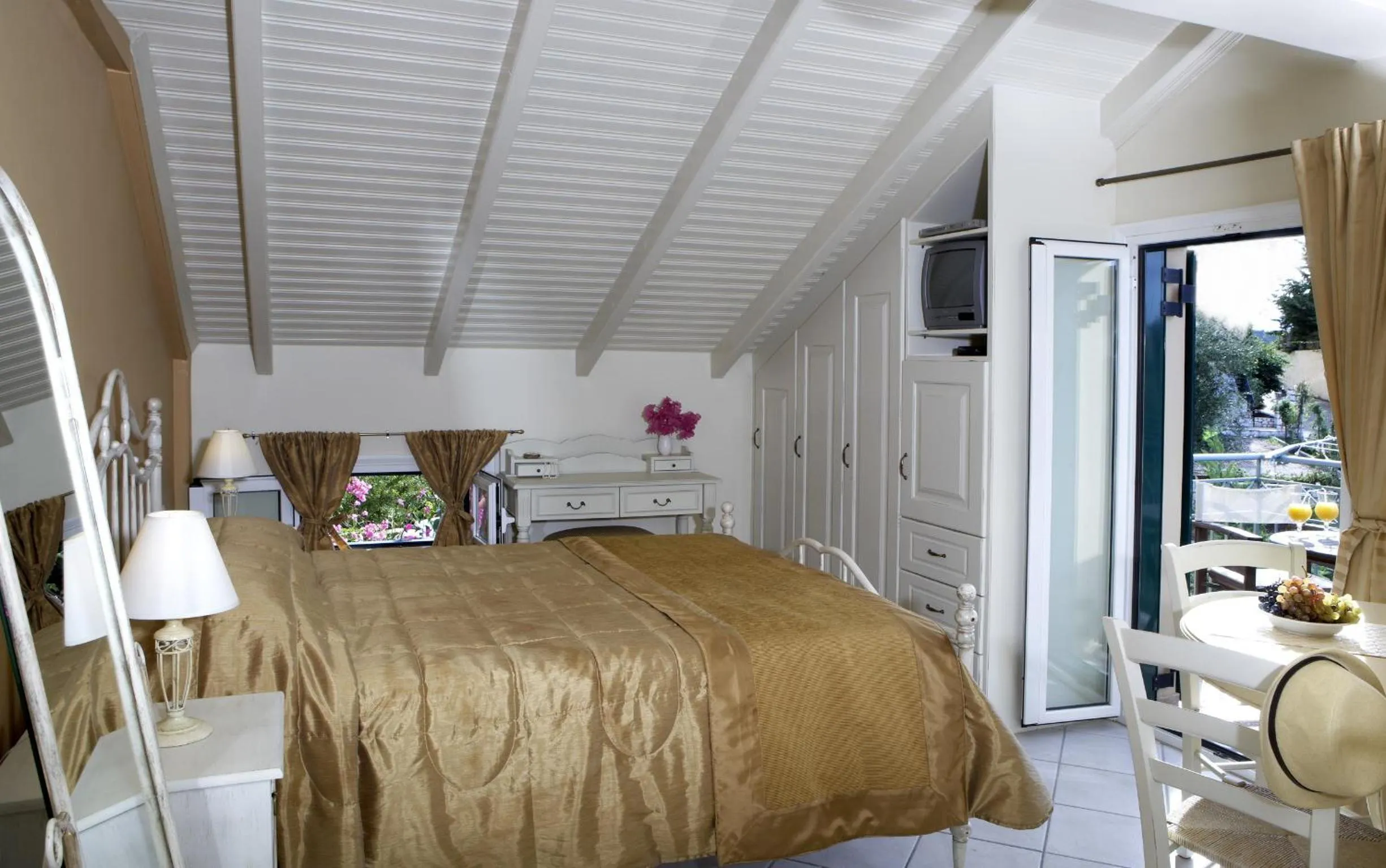 Photo of the whole room, Bed in Dafnoudi Hotel Apartments