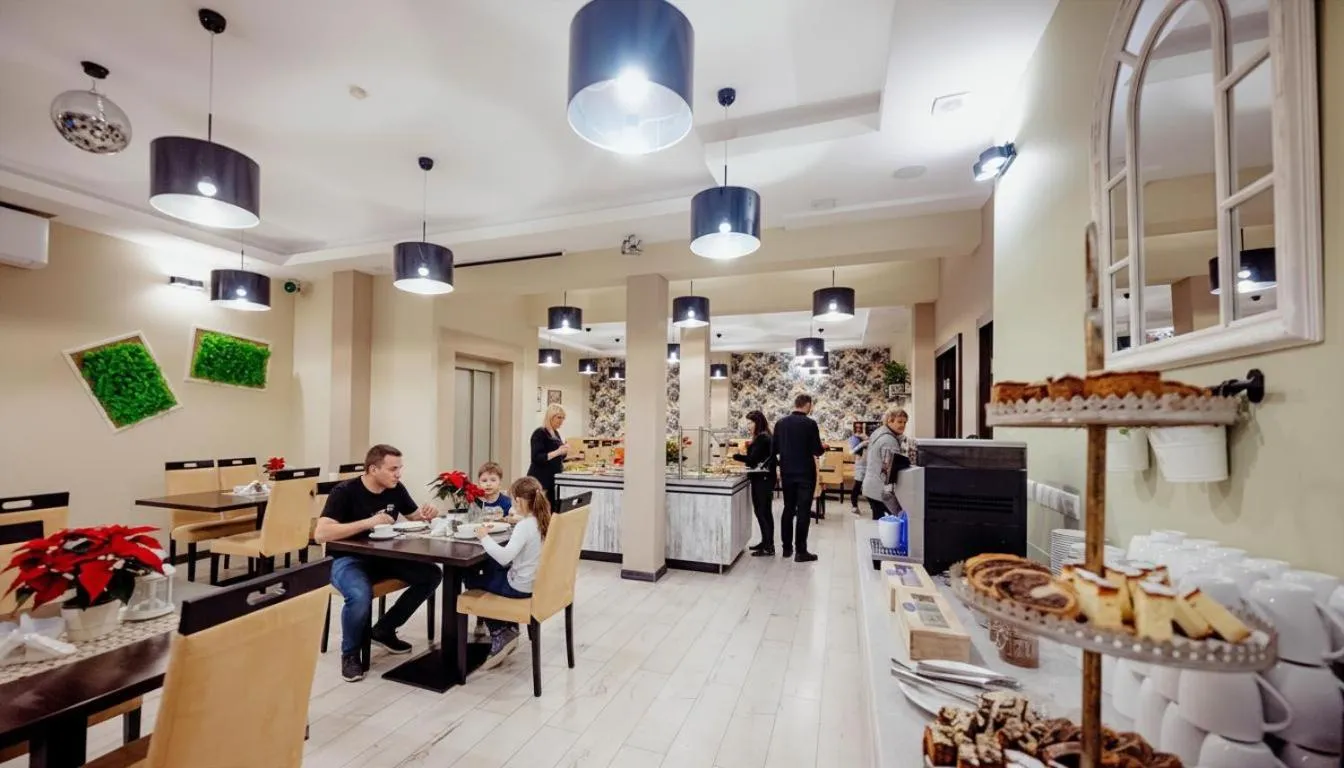 WILLA PETRUS - CENTRUM BALKONY WINDA ŚNIADANIA RELAKS I WYGODa