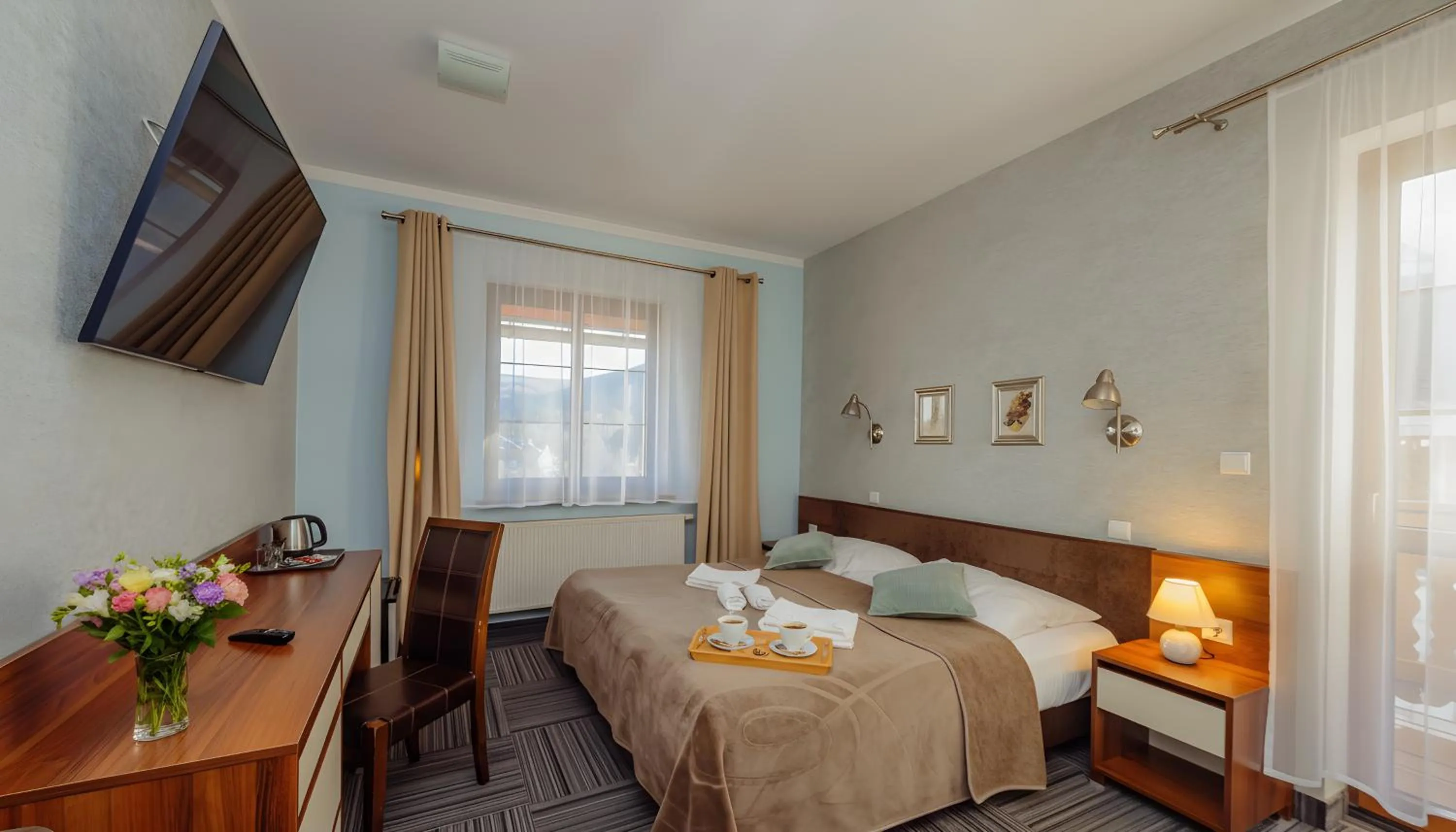 Photo of the whole room, Bed in WILLA PETRUS - CENTRUM BALKONY WINDA ŚNIADANIA RELAKS I WYGODa