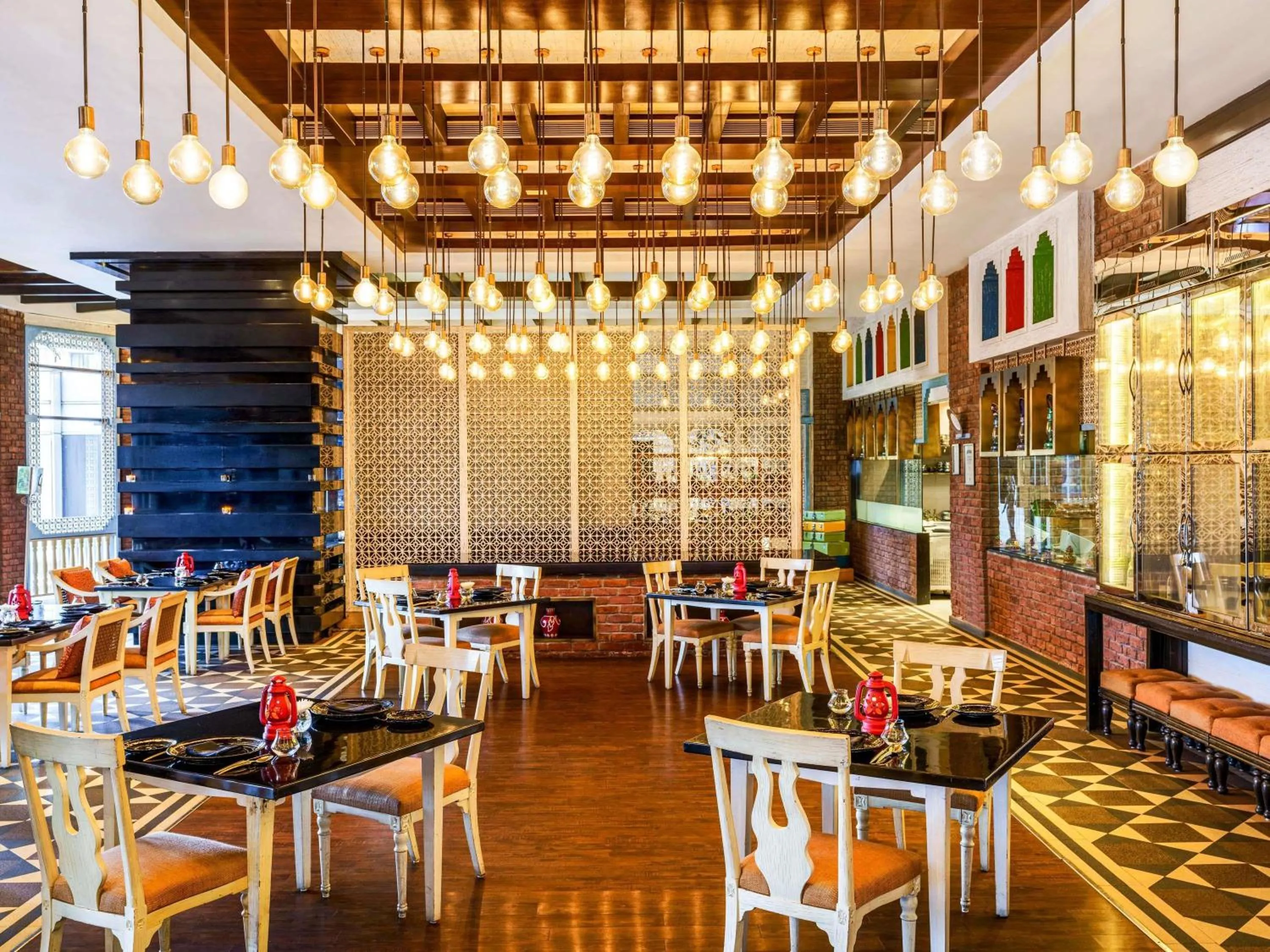 Restaurant/places to eat in Sofitel Mumbai BKC