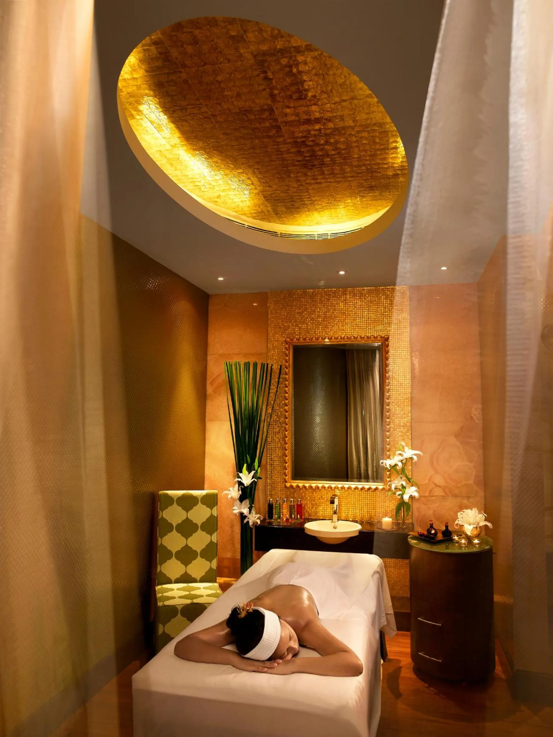 Massage, Bed in Sofitel Mumbai BKC