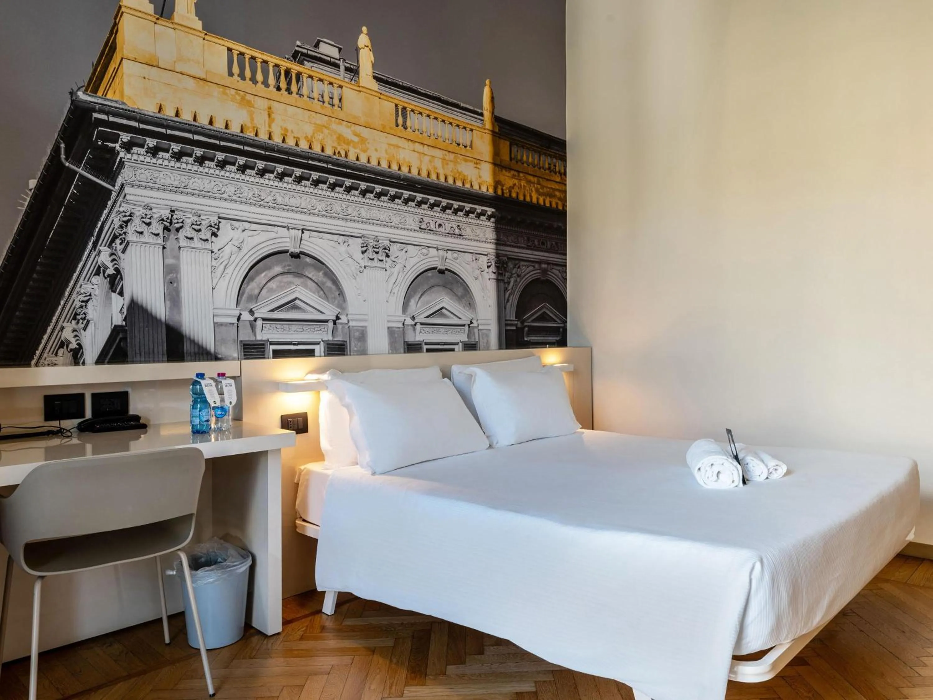 Photo of the whole room, Bed in B&B Hotel Genova Principe