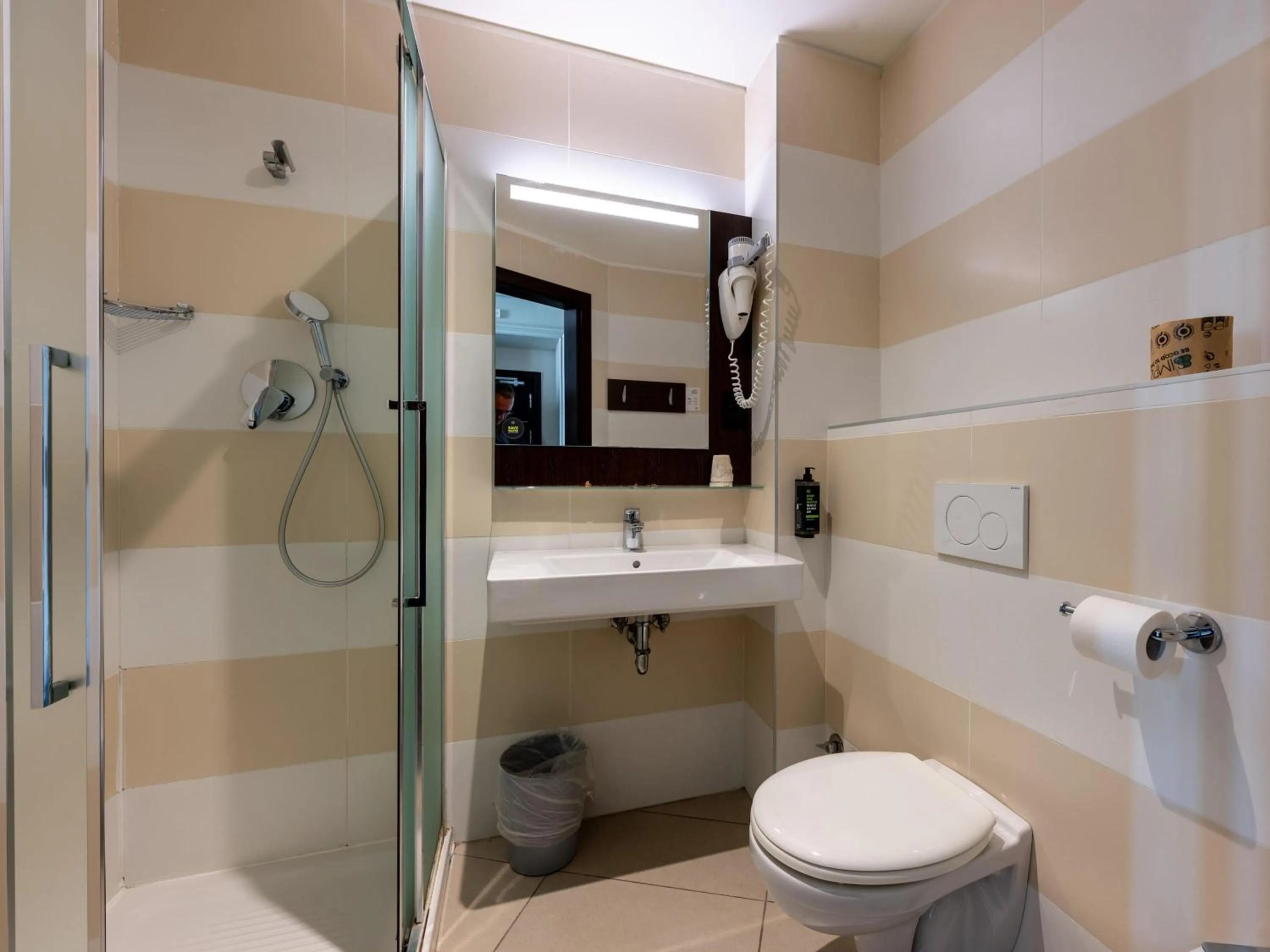 Photo of the whole room in B&B Hotel Genova Principe