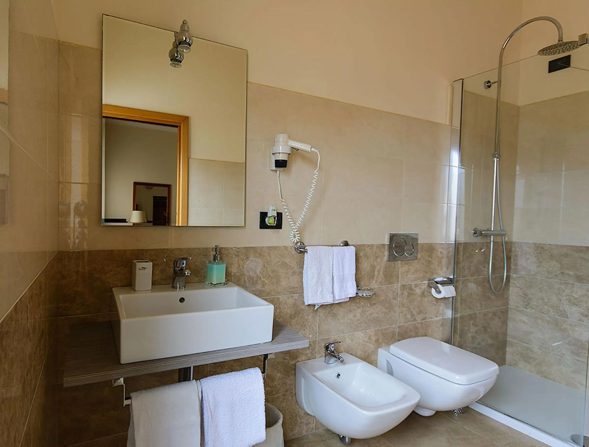 Bathroom in Hotel Del Corso