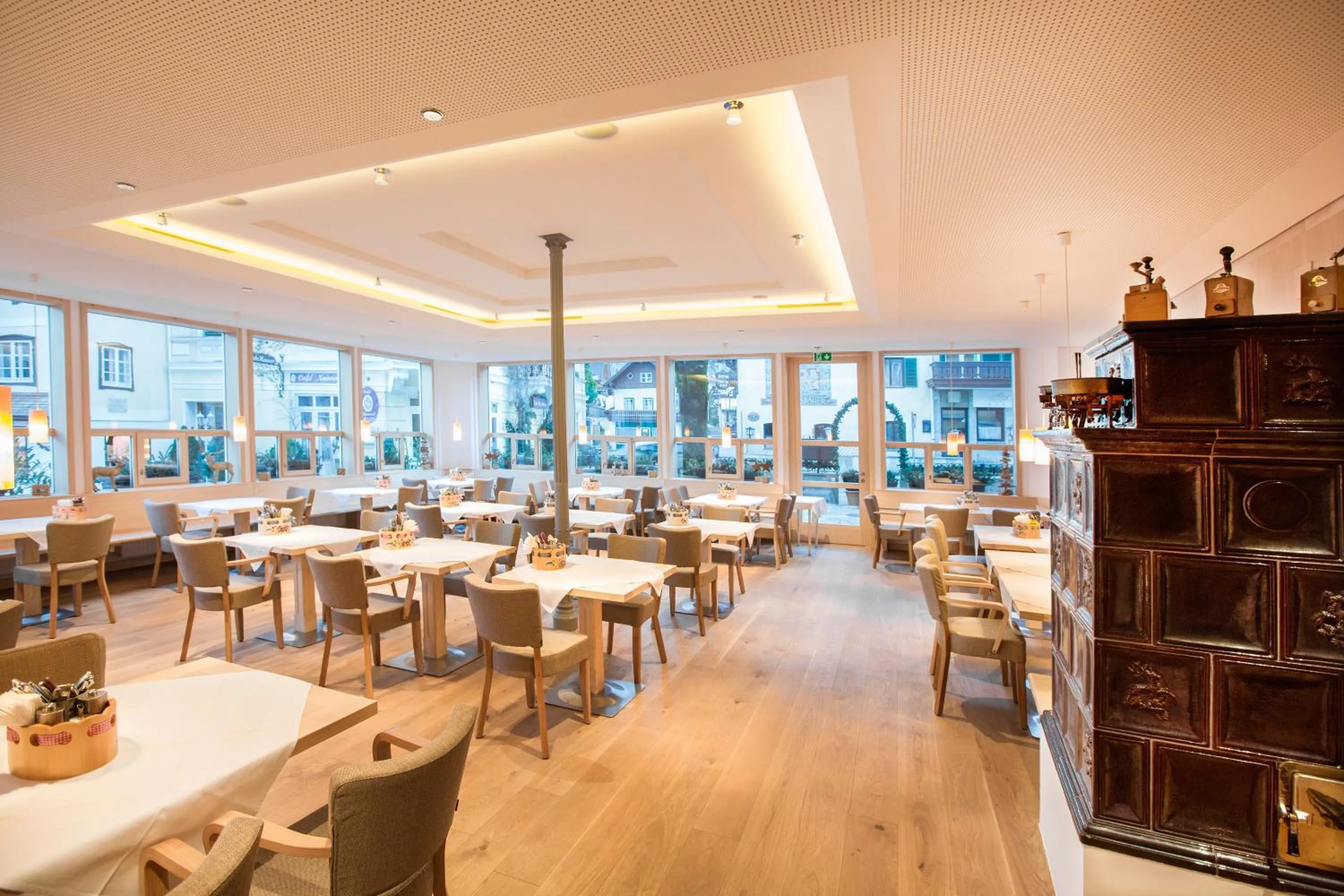 Restaurant/places to eat in Hotel Kendler